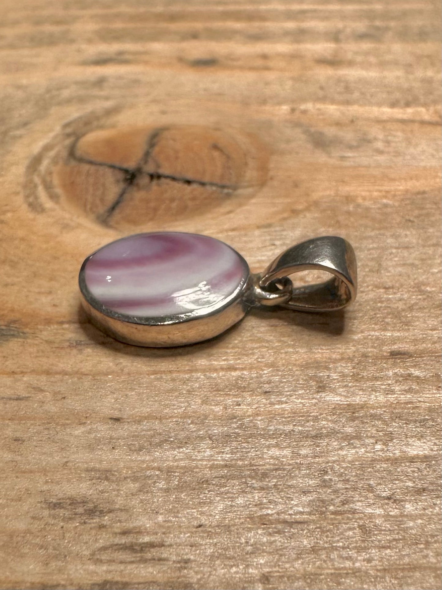 Vintage Shell Purple 925 Silver Pendant