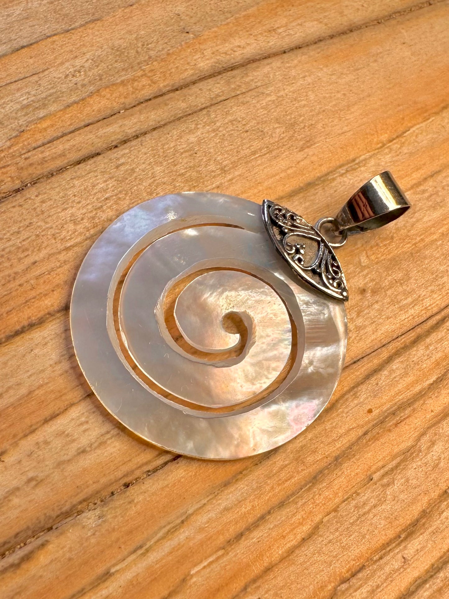 Vintage Mother of Pearl Swirl 925 Sterling Silver Pendant