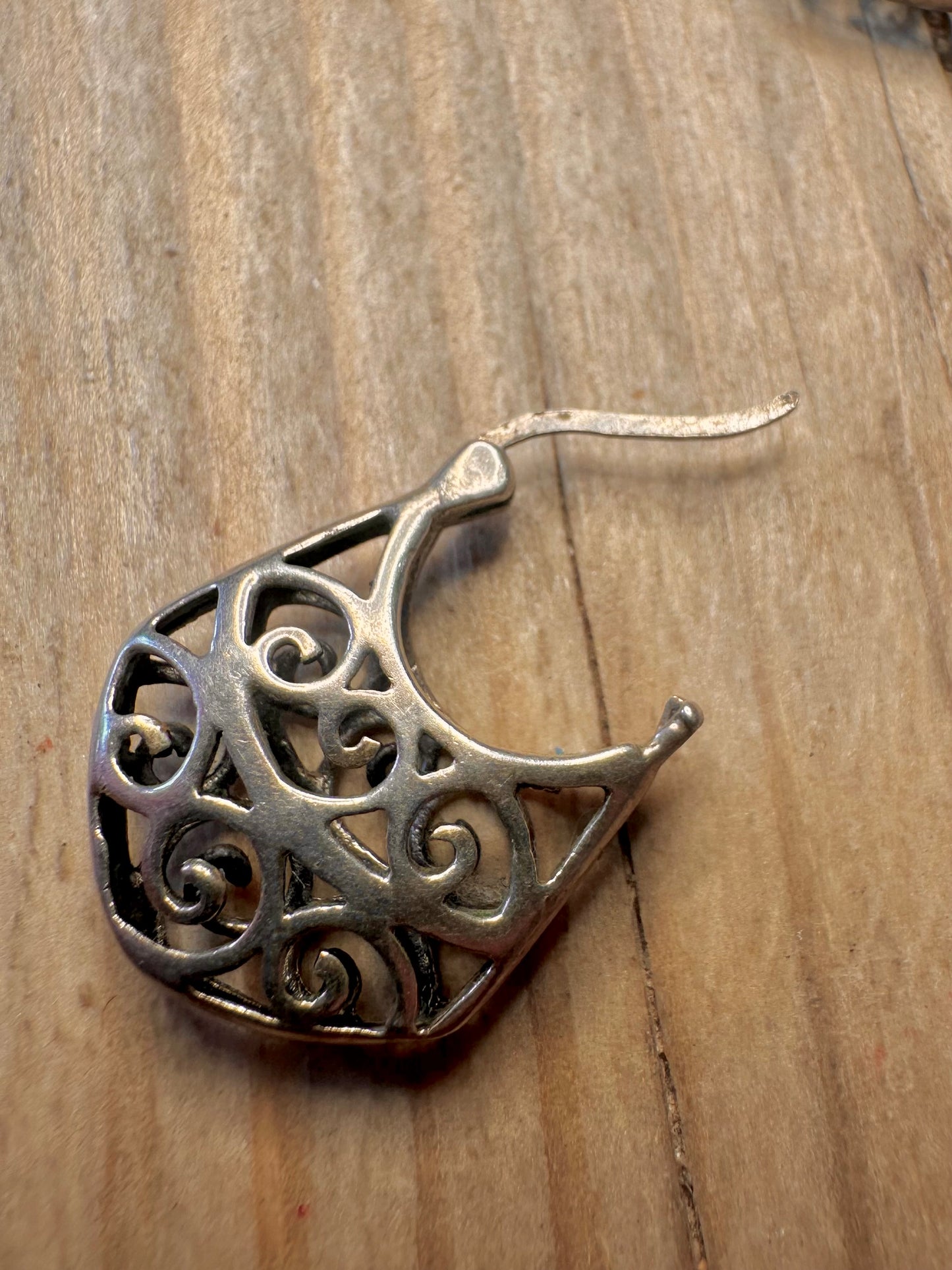 Vintage Filigree Handbag Style Hoops 925 Sterling Silver Earrings