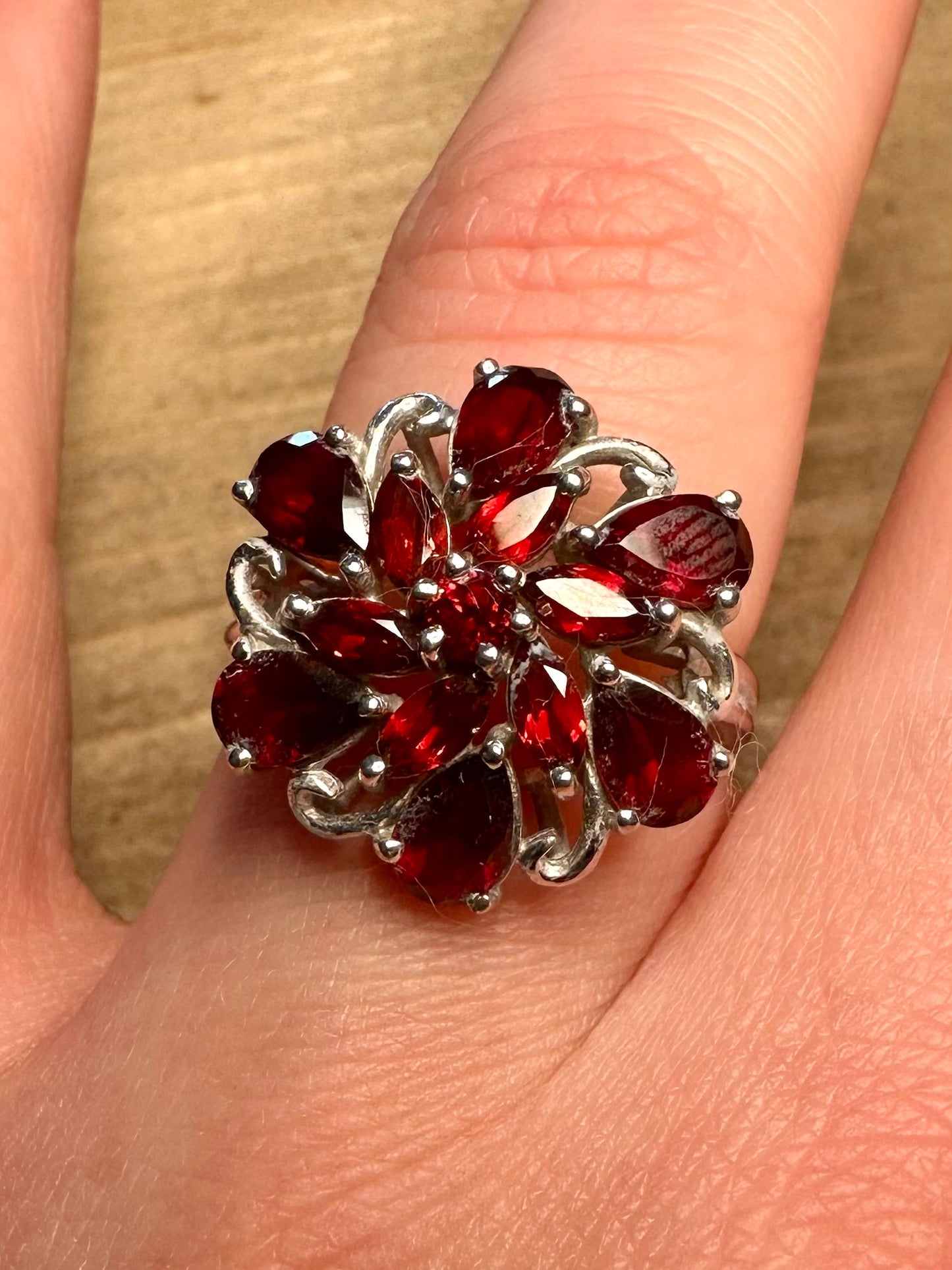 Vintage Garnet Flower 925 Silver Size O Ring