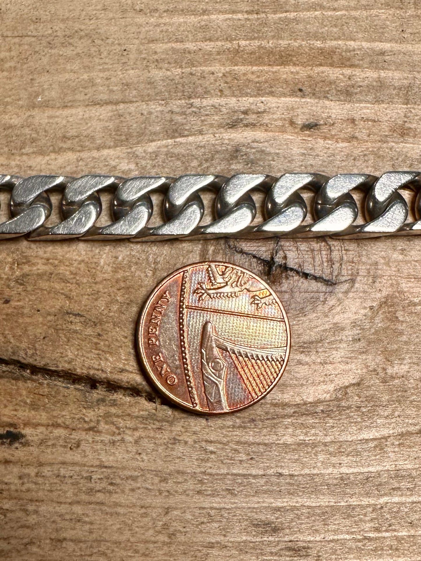 Vintage Curb Chain Interlocking Clasp 925 Silver 7.8 inch Bracelet