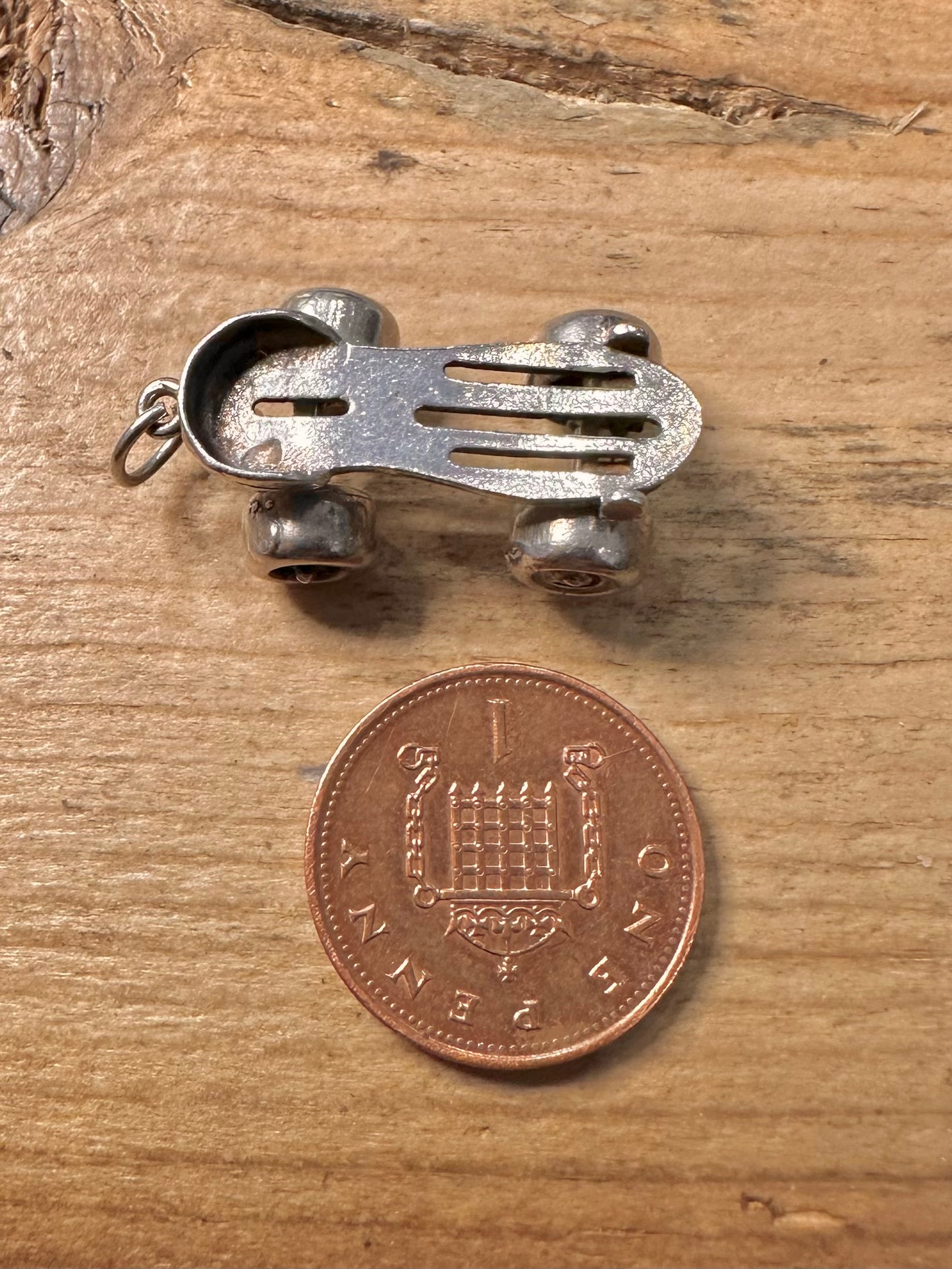 Vintage Roller Skate Moving Wheels 925 Silver Pendant