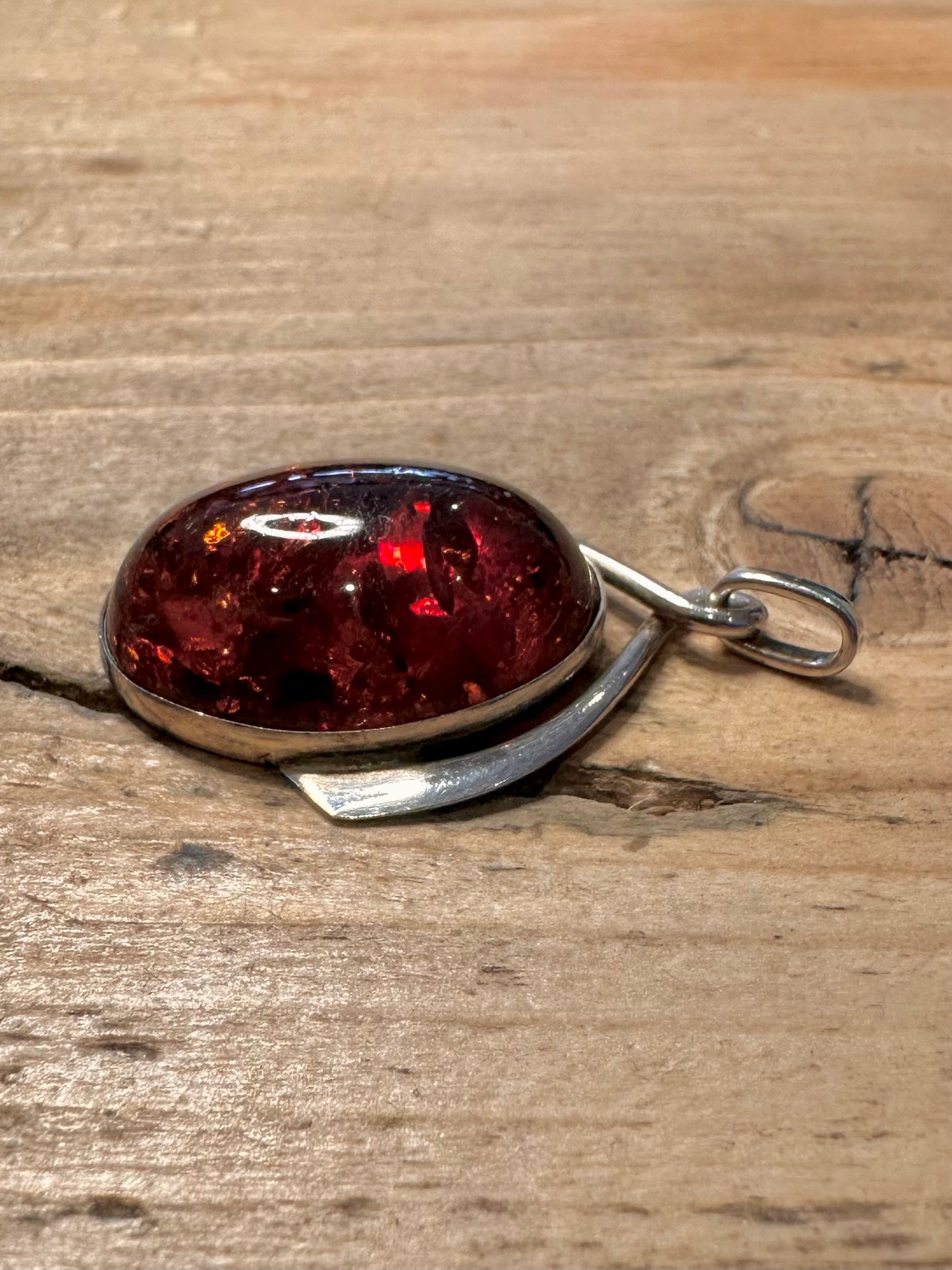 Vintage Oval Amber 925 Silver Pendant