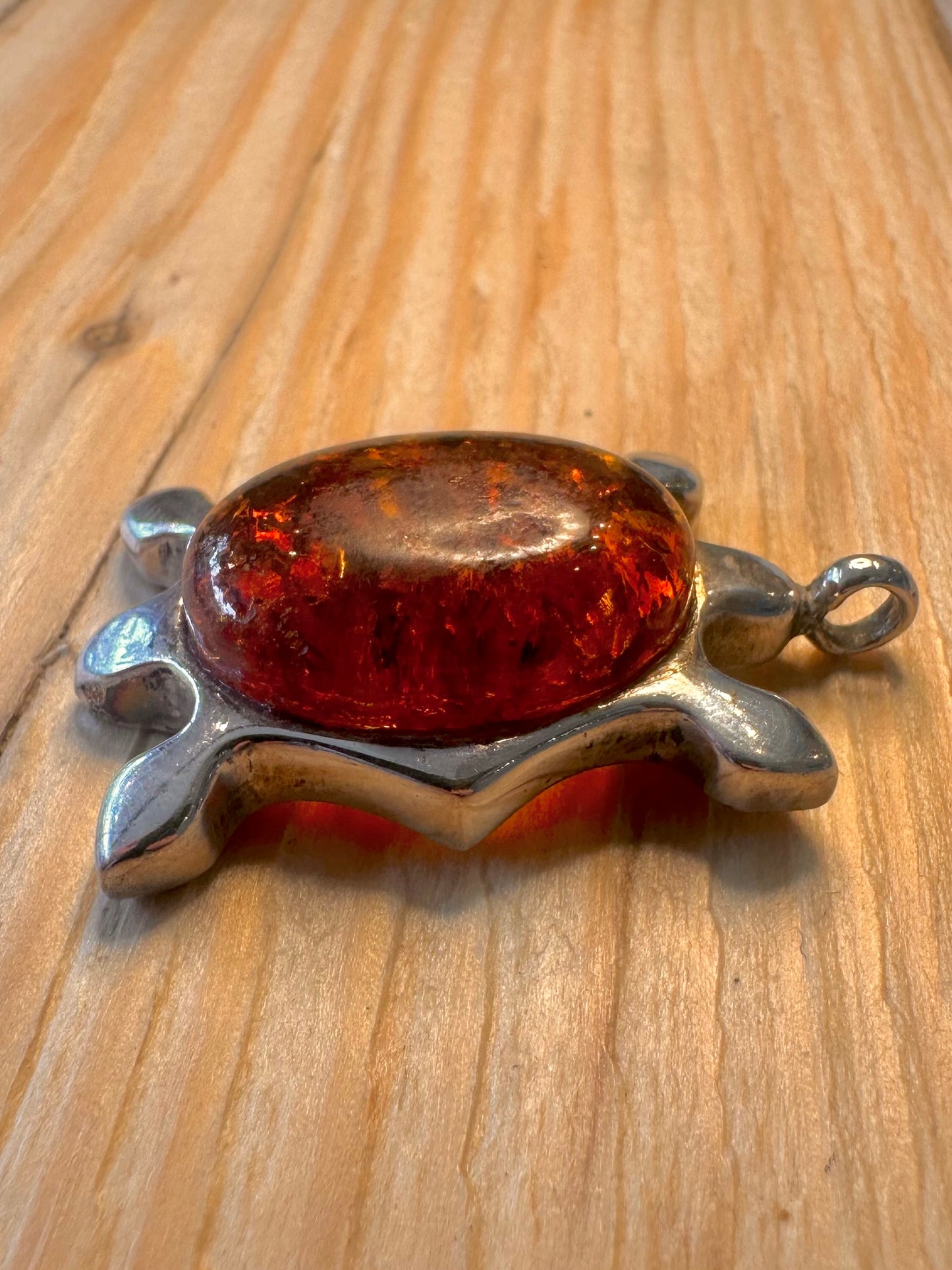 Vintage Abstract Amber Turtle 925 Silver Pendant