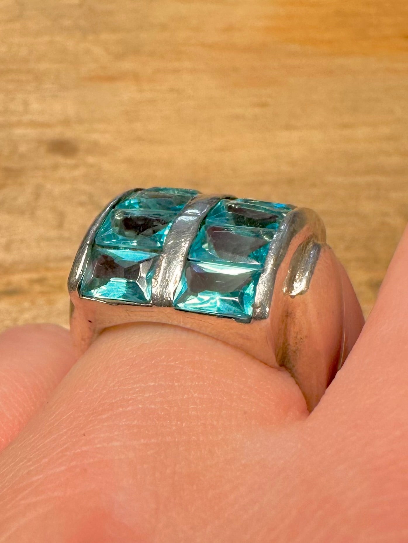 Modernist Blue Topaz 925 Silver Size O Ring