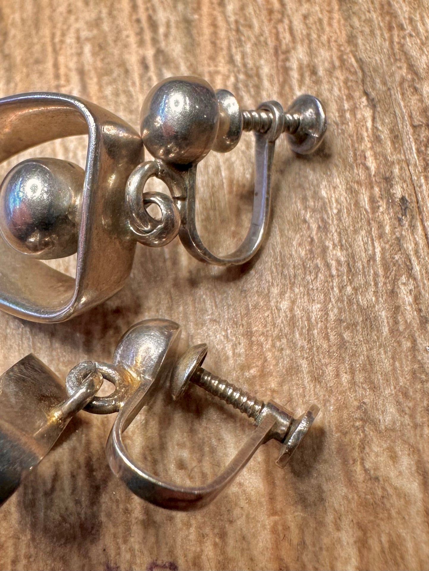 Vintage Rancho Alegre Miguel Martinez Modernist Screw On 925 Sterling Silver Earrings