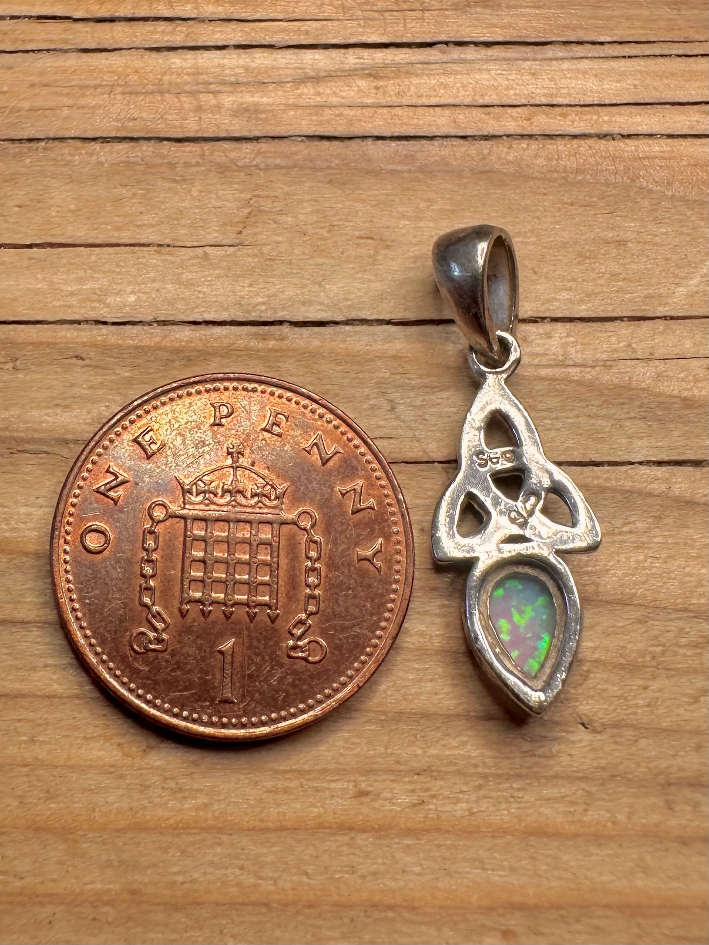 Vintage Opal Celtic 925 Sterling Silver Pendant