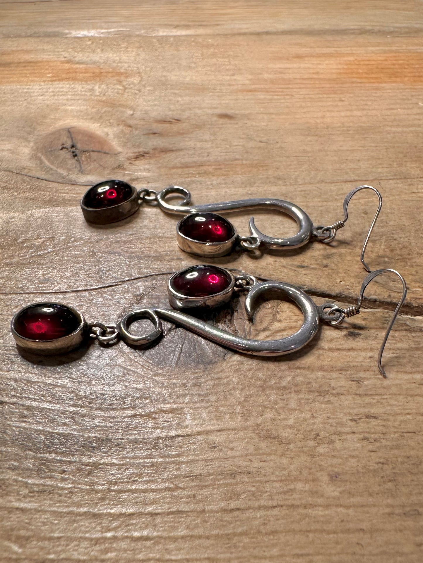 Vintage Garnet Swirl 925 Silver Earrings