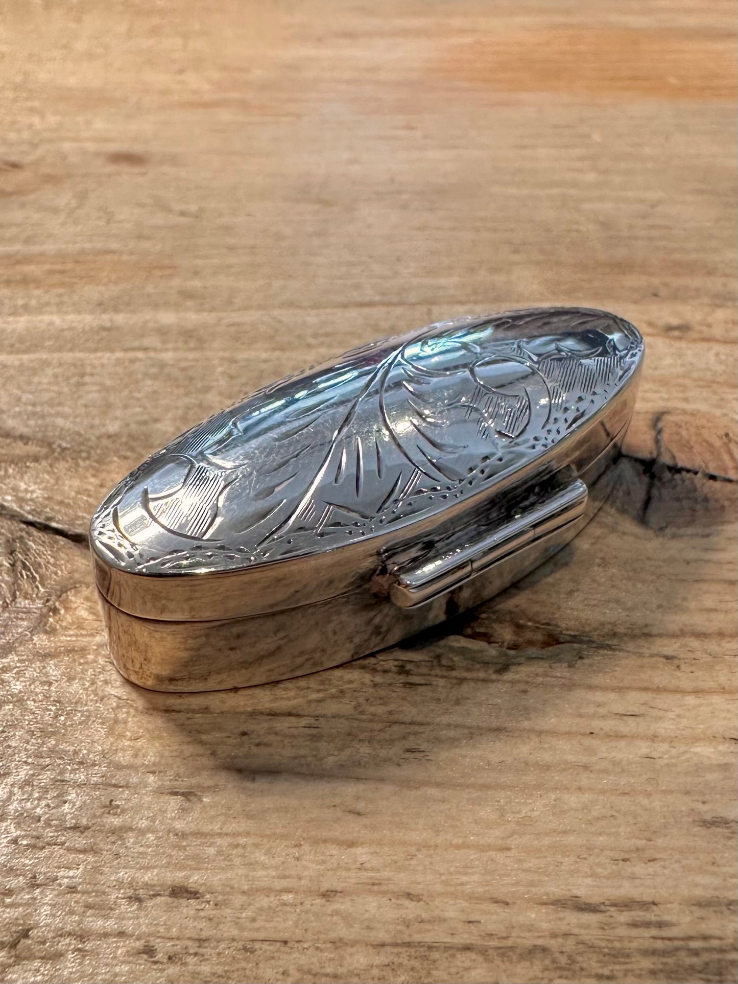 Vintage 1995 Engraved Elongated Pill Box 925 Silver Collectables