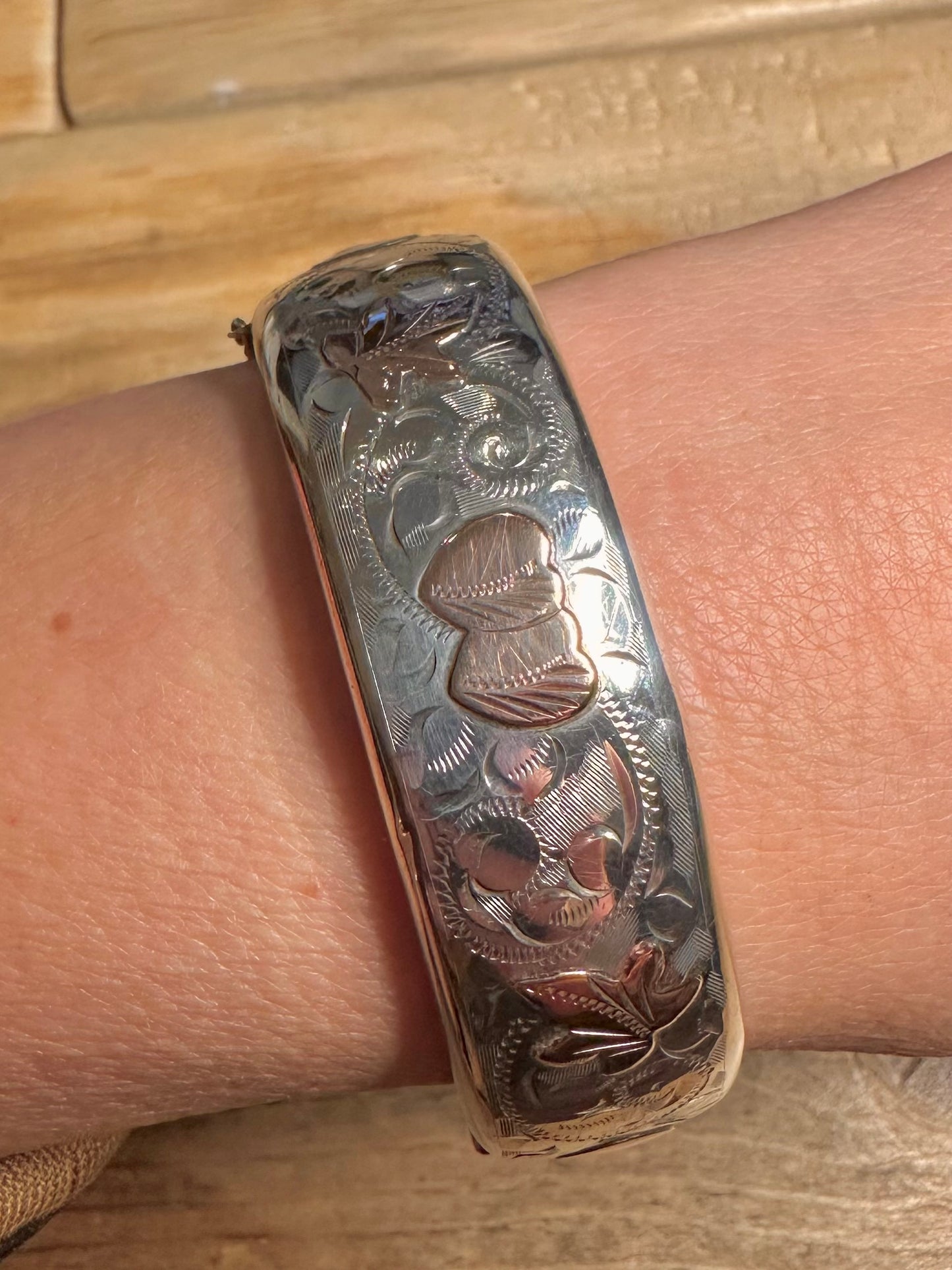 Vintage 1964 Engraved Gold Plated Parts 925 Silver Birmingham Bangle with Clasp