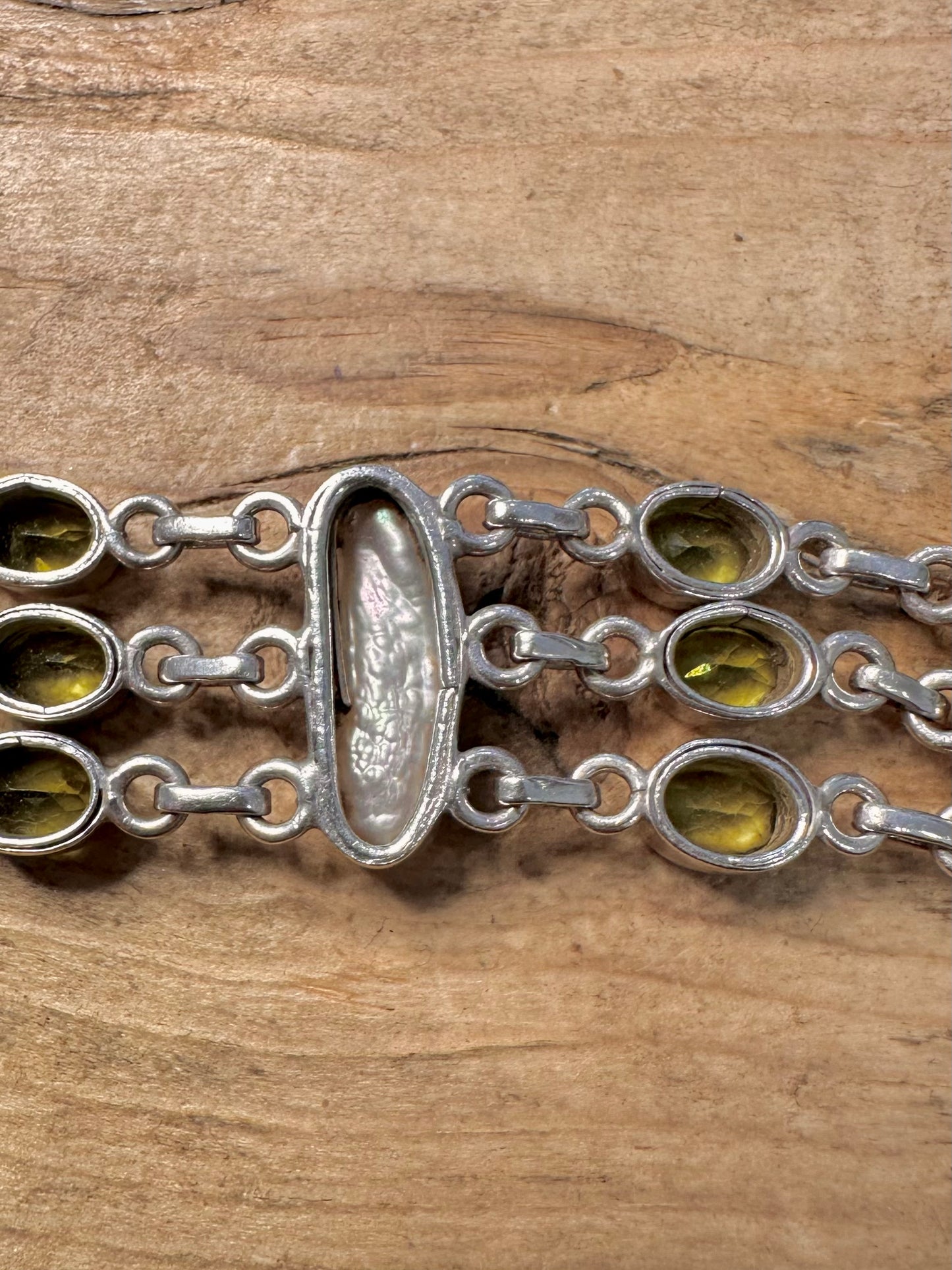 Modern 2004 Mother of Pearl and Peridot 925 Silver 8 to 9.2 inch Bracelet