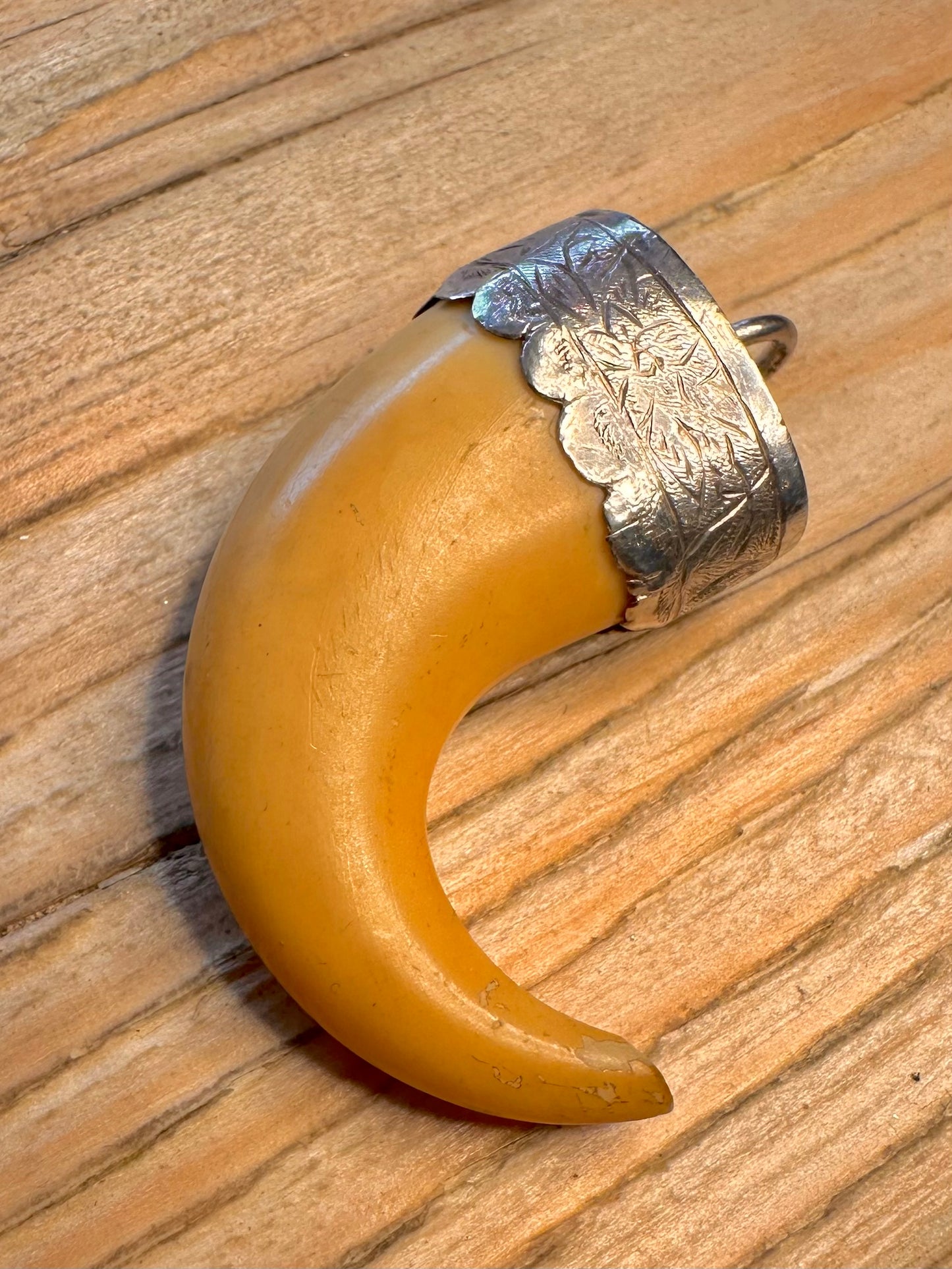 Vintage Claw Shaped Bone Engraved Floral 925 Sterling Silver Pendant