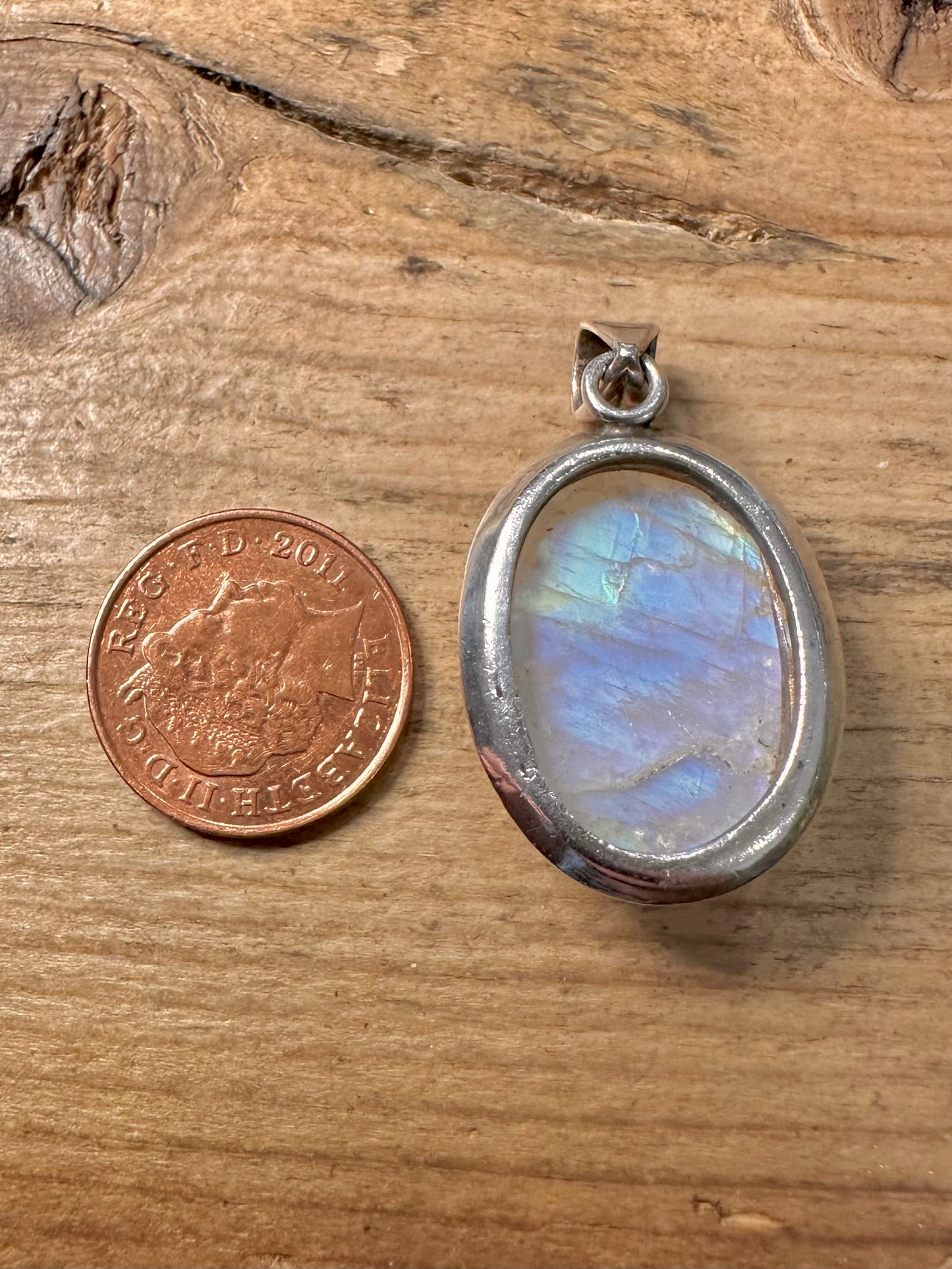 Vintage Moonstone Oval 925 Silver Pendant