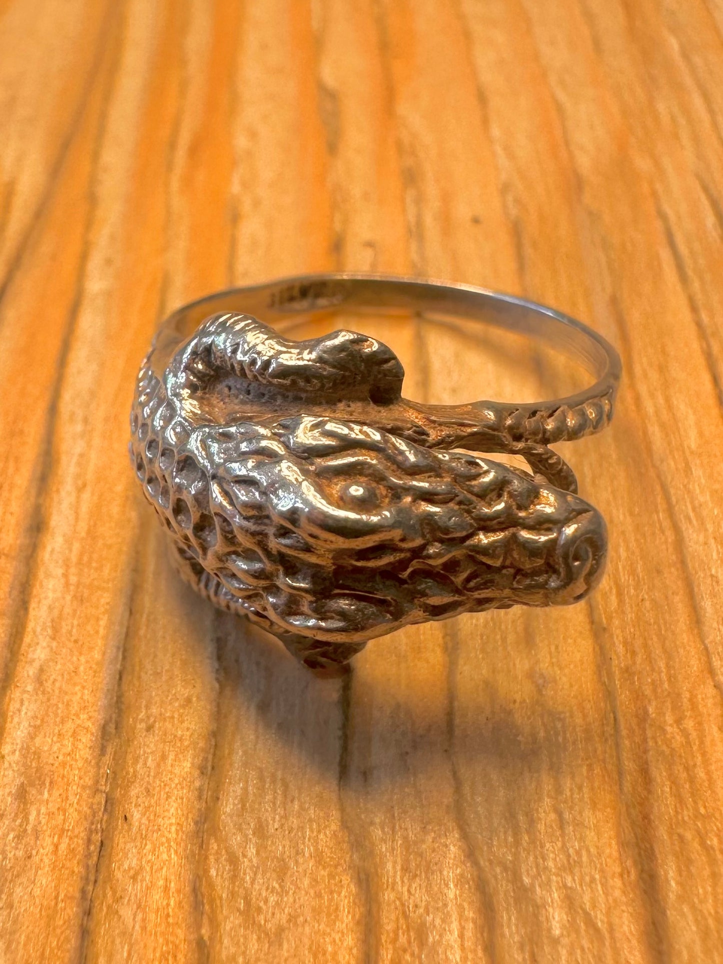 Vintage Crocodile 925 Sterling Silver Size R Ring