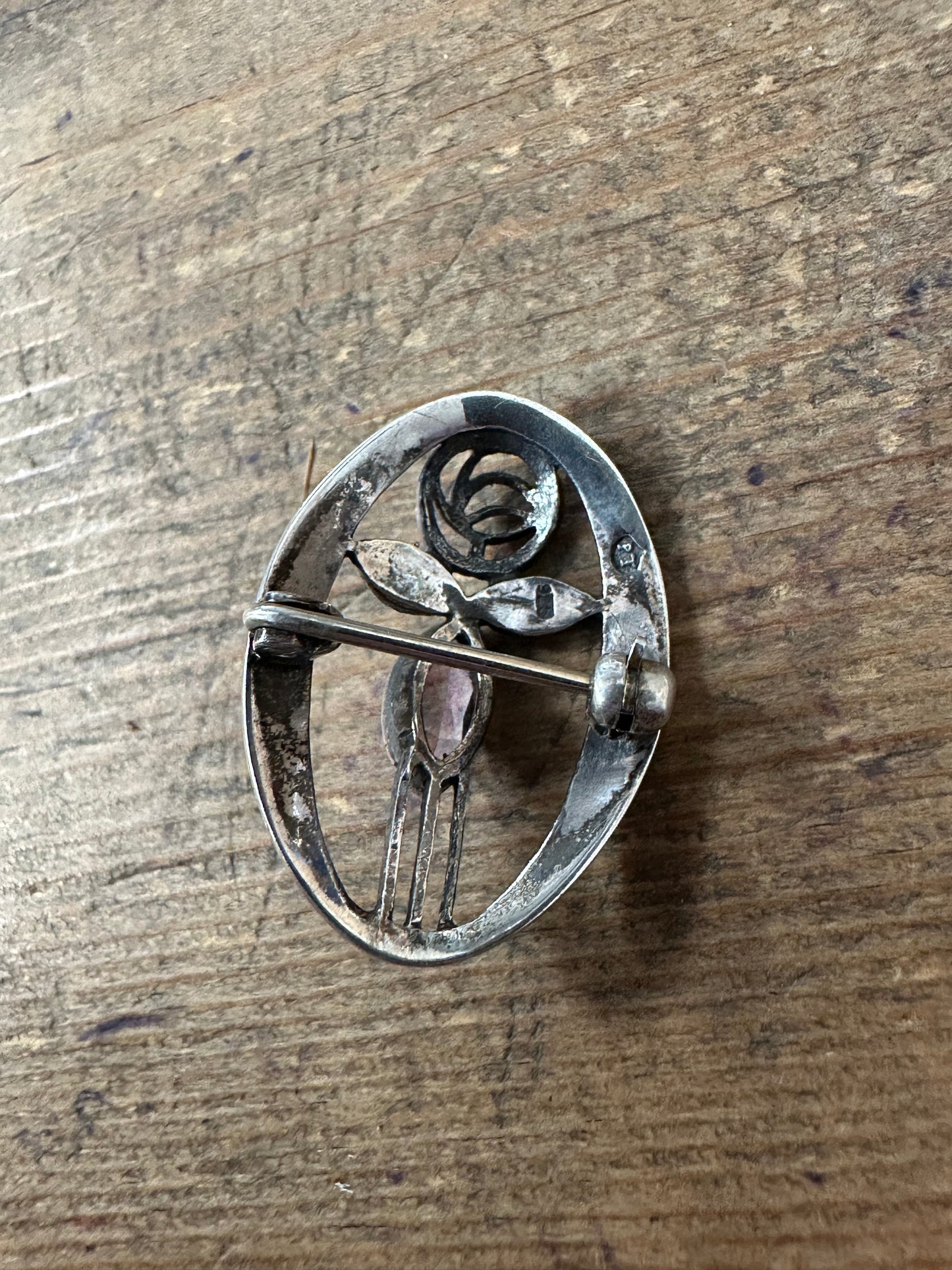 Vintage Macintosh Style Amethyst 925 Silver Brooch