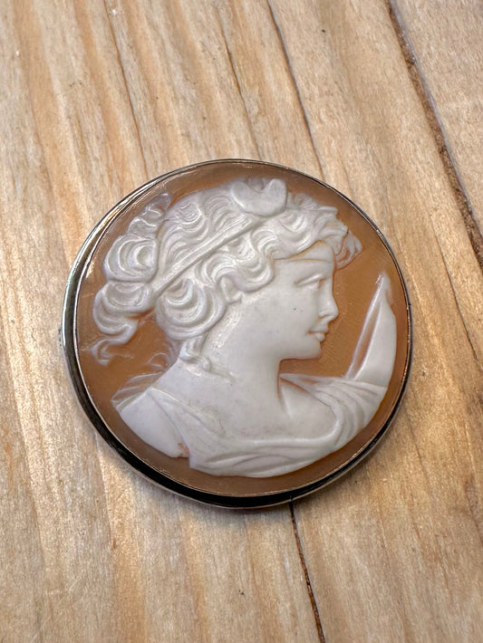 Vintage Cameo Circle 800 Silver Brooch