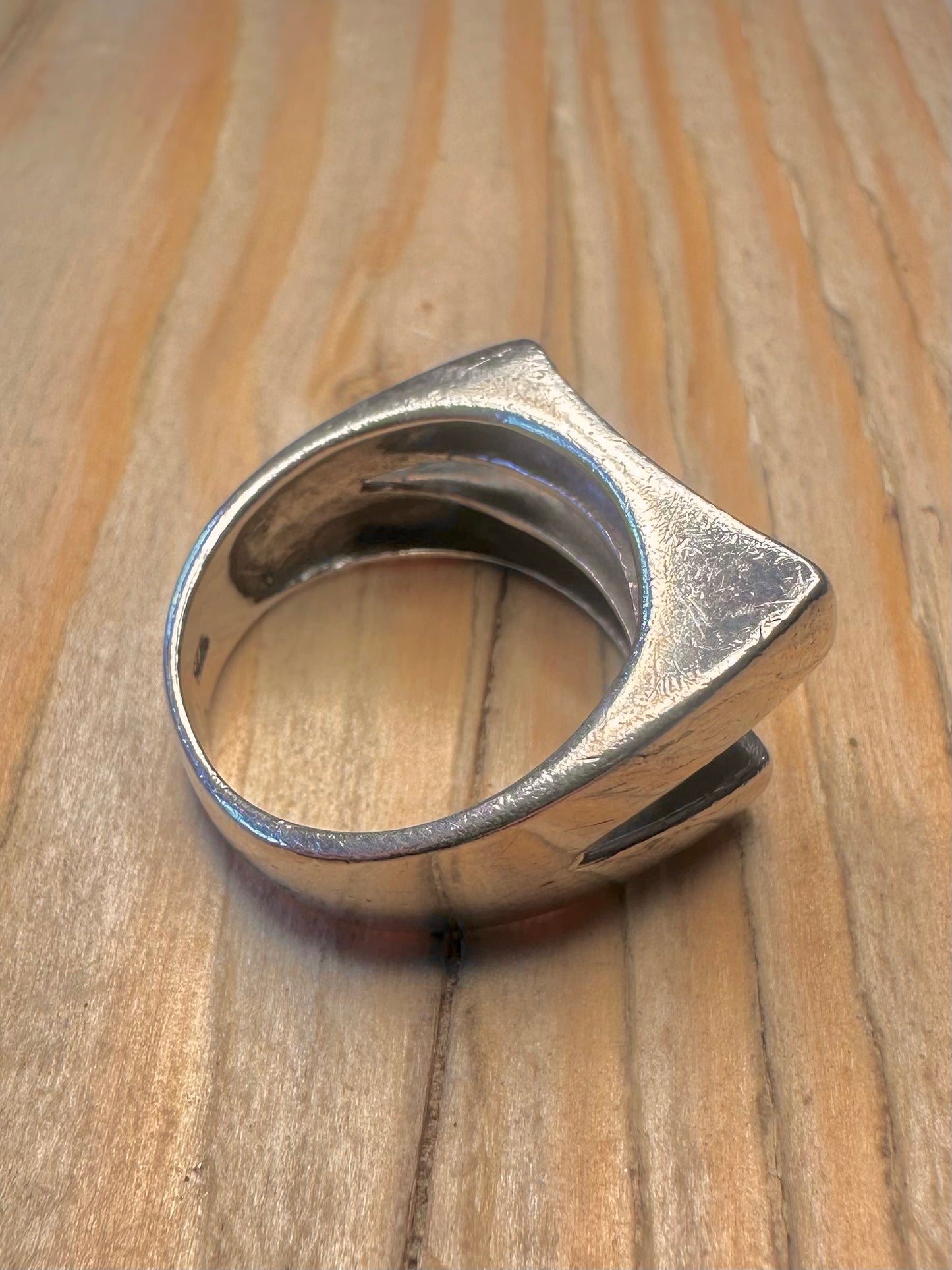 Abstract Overlapping 925 Silver Size P Ring