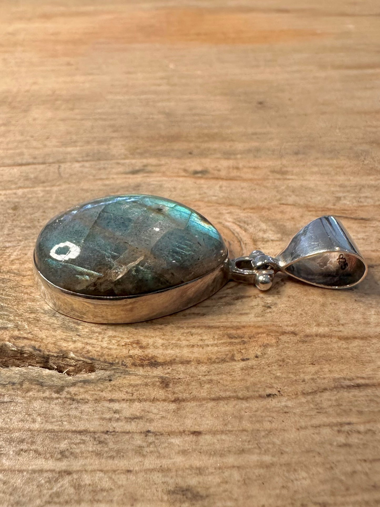 Vintage Oval Labradorite 925 Silver Pendant