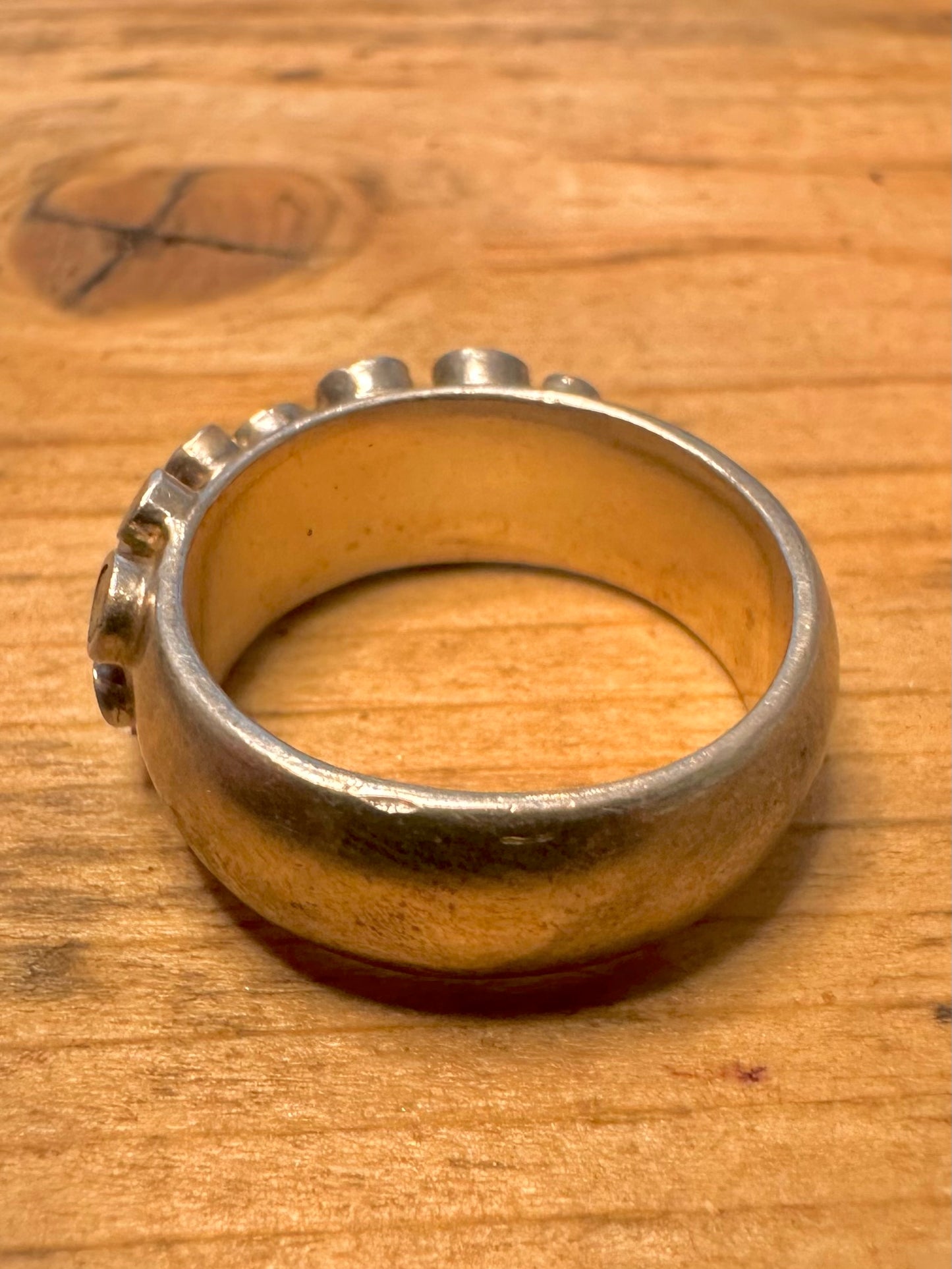Modernist 2007 Green Dots 925 Silver Size O1/2 Ring