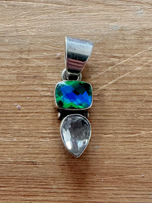 Modern Green Blue and White 925 Silver Pendant