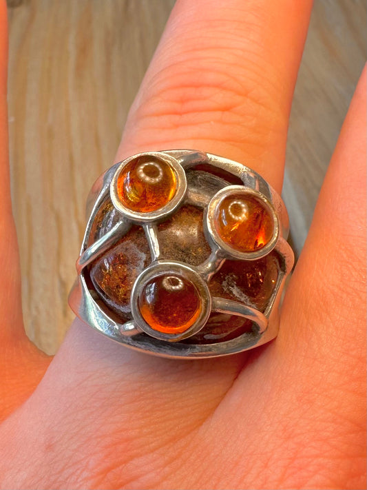 Abstract Amber Dome 925 Sterling Silver Size Q Ring
