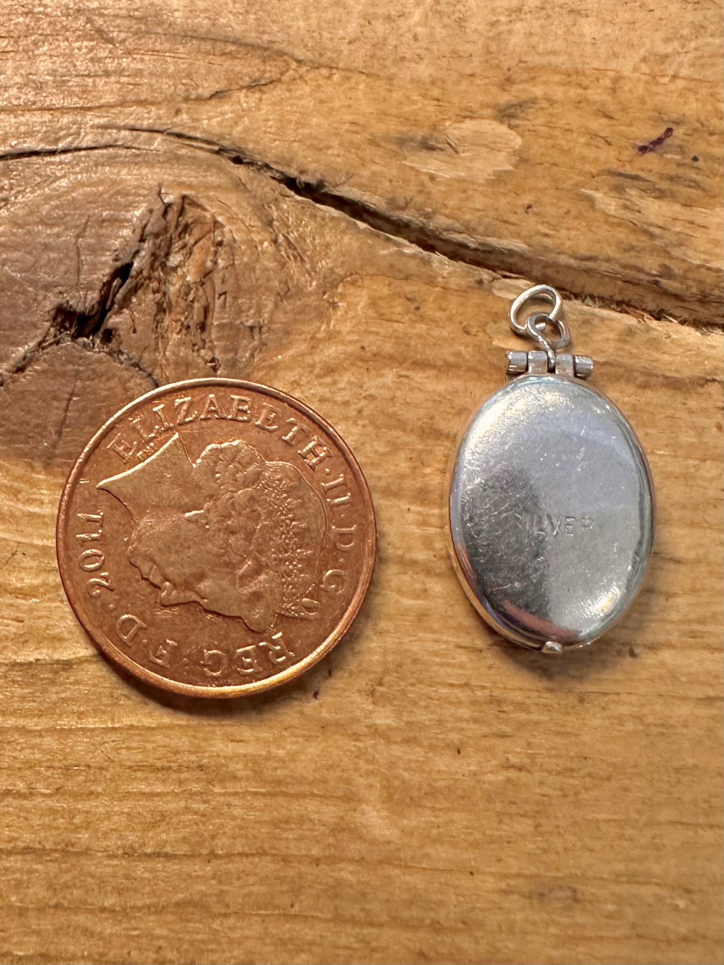Vintage Oval Textured 925 Silver Locket Pendant