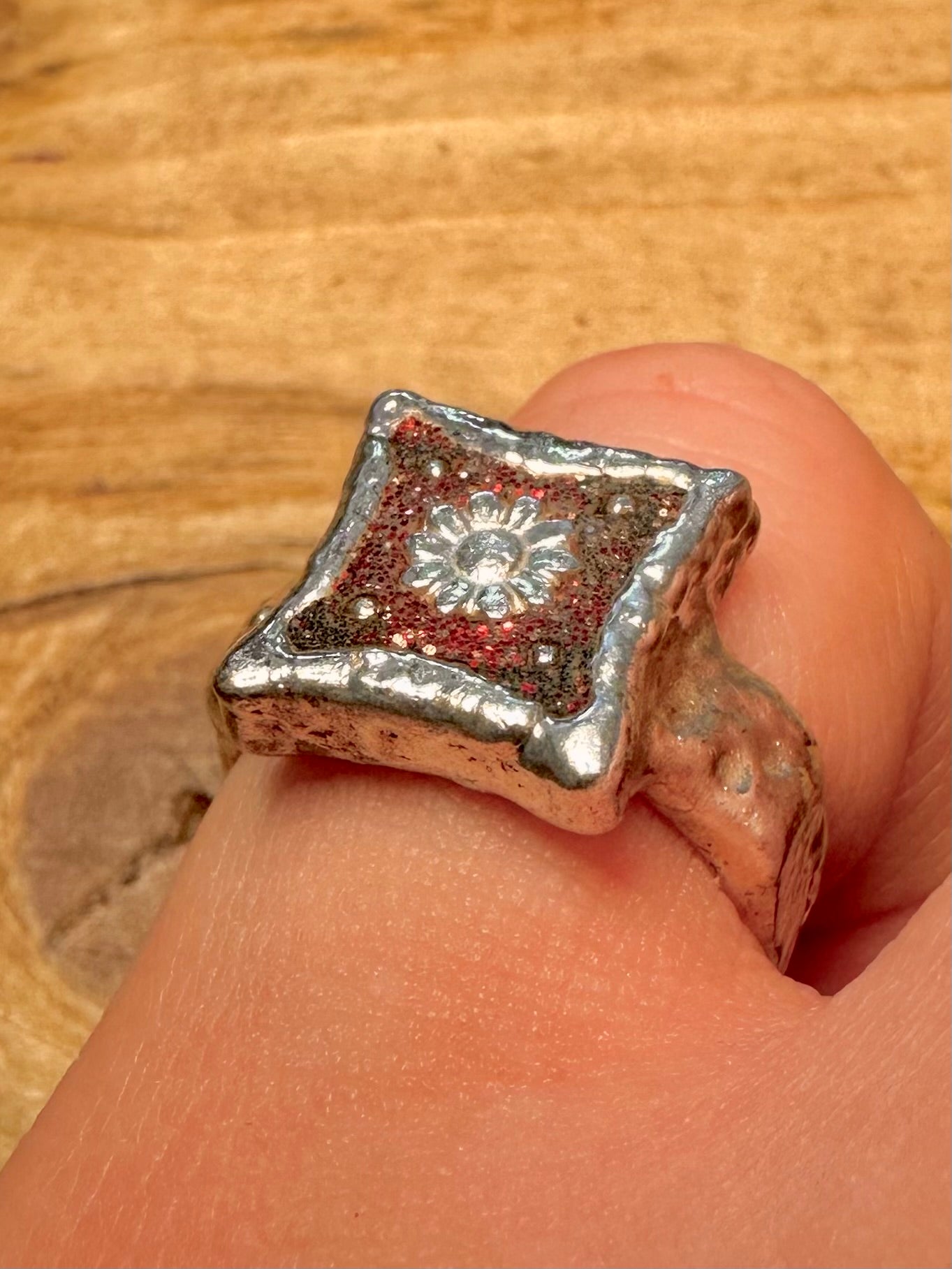 Abstract Hammered Flower and Red 925 Silver Size N Ring