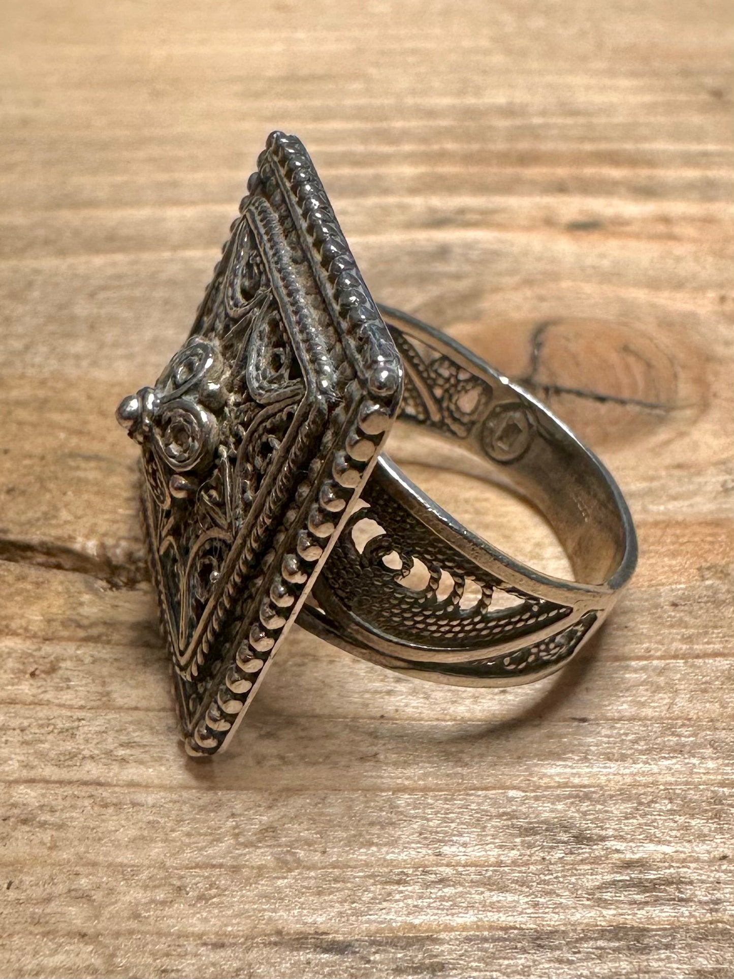 Vintage Square Filigree 925 Silver Size R Ring