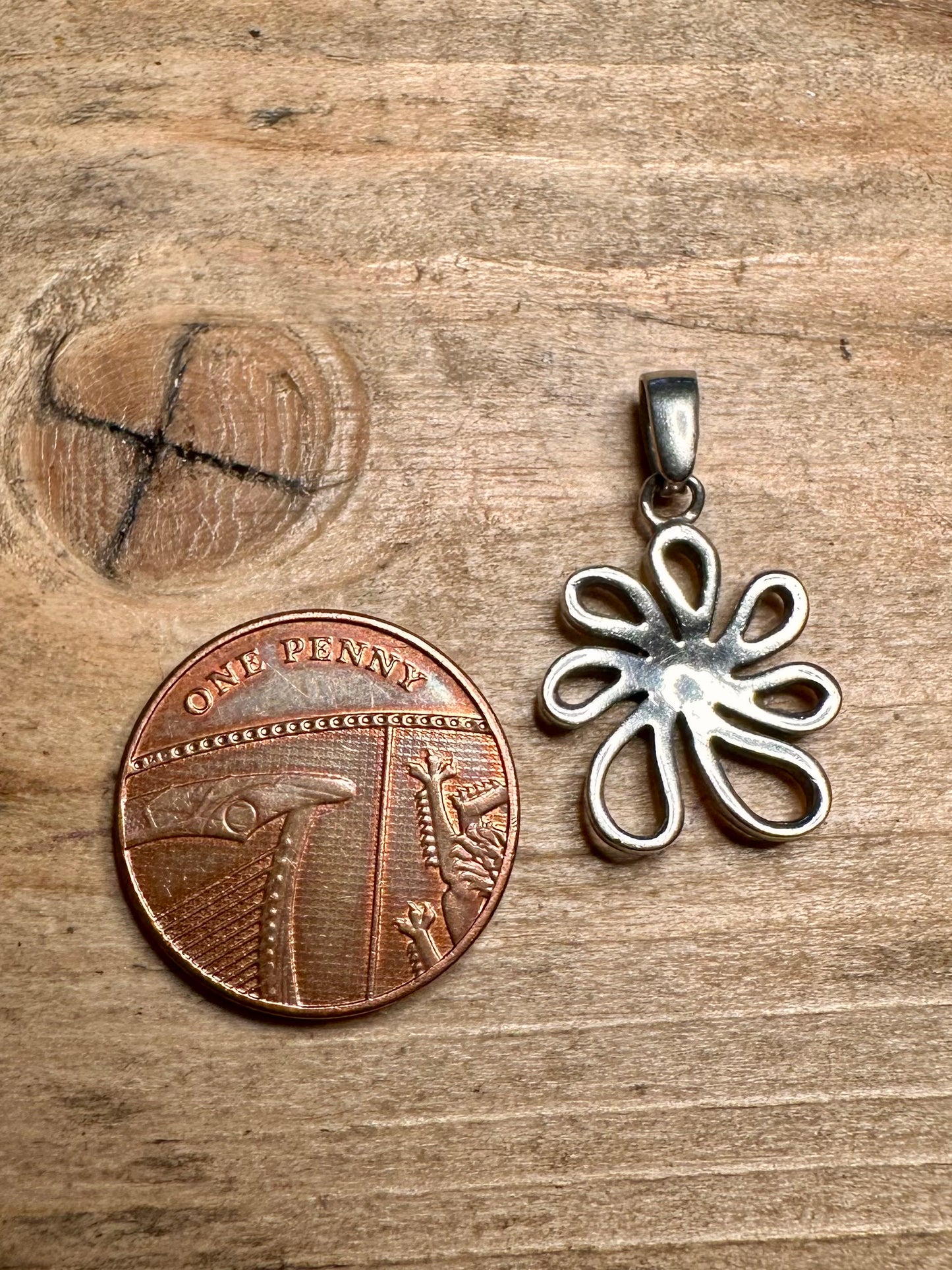 Abstract Flower 925 Silver Pendant