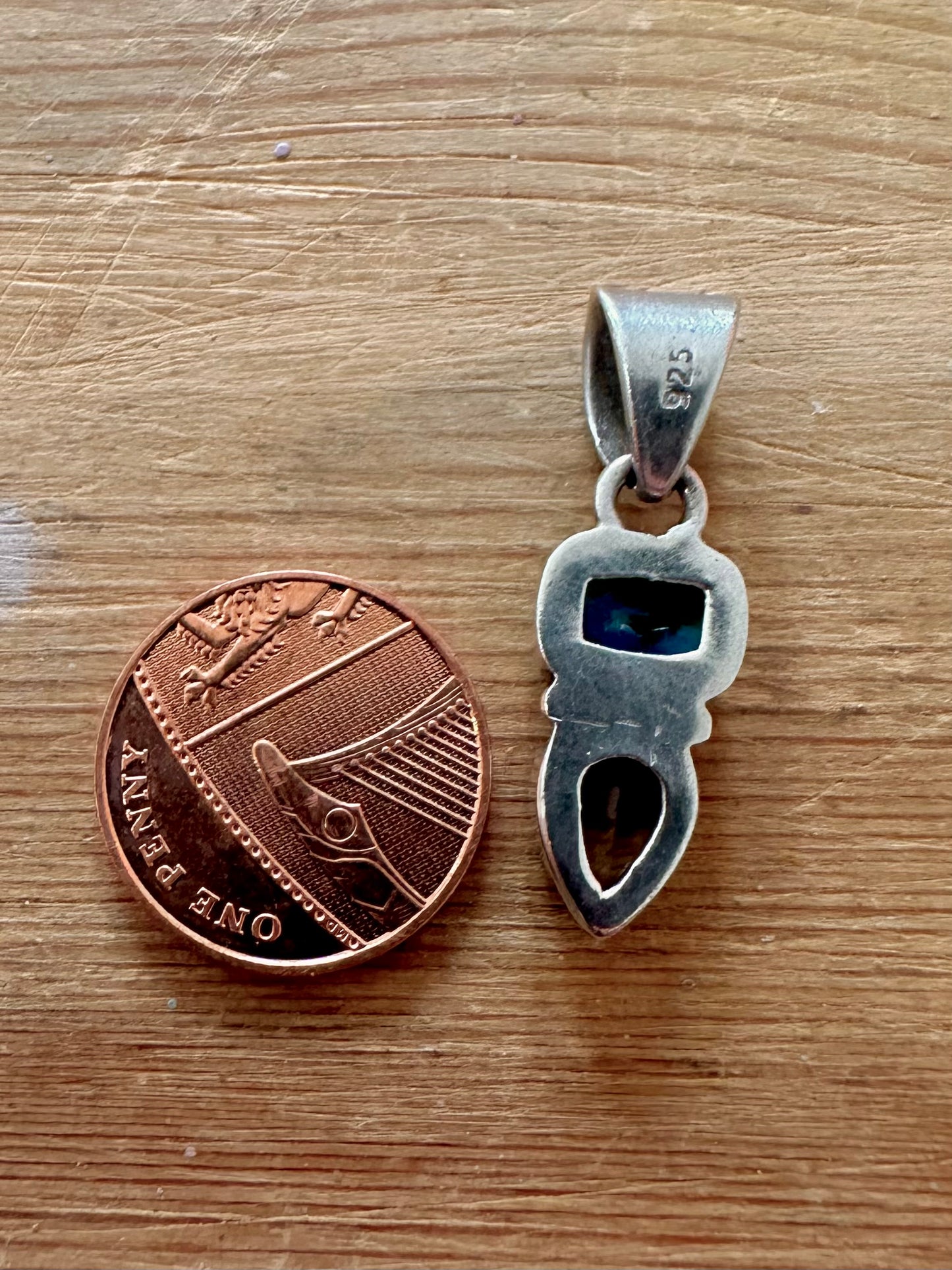 Modern Green Blue and White 925 Silver Pendant