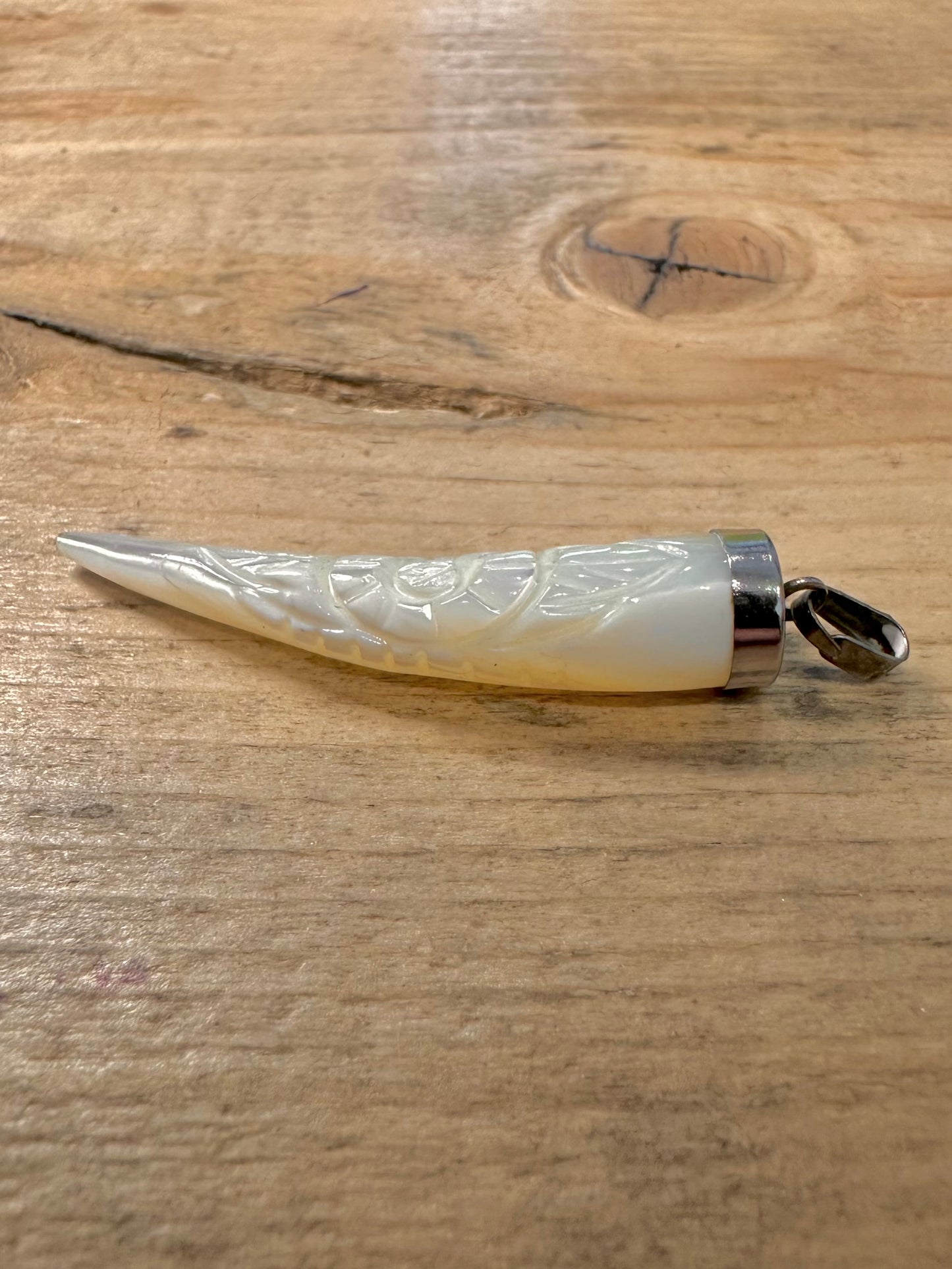 Vintage Mother of Pearl Engraved Horn 925 Silver Pendant