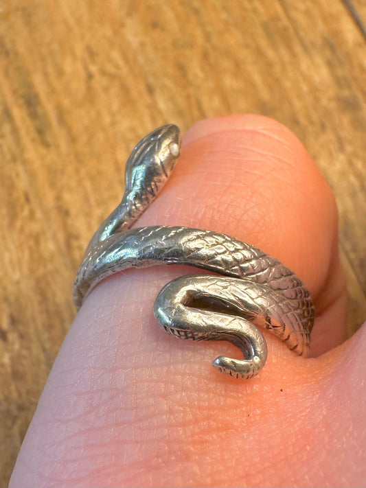 Snake Coiled Mother of Pearl Eyes 925 Sterling Silver Size N Ring