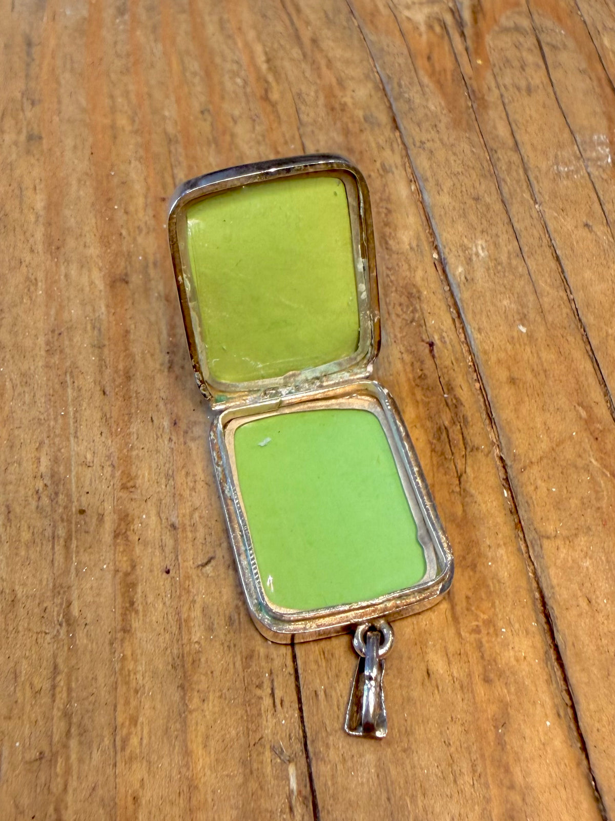 Stunning Rectangle Engraved 1979 Locket Maker OJ Birmingham 925 Sterling Silver Pendant