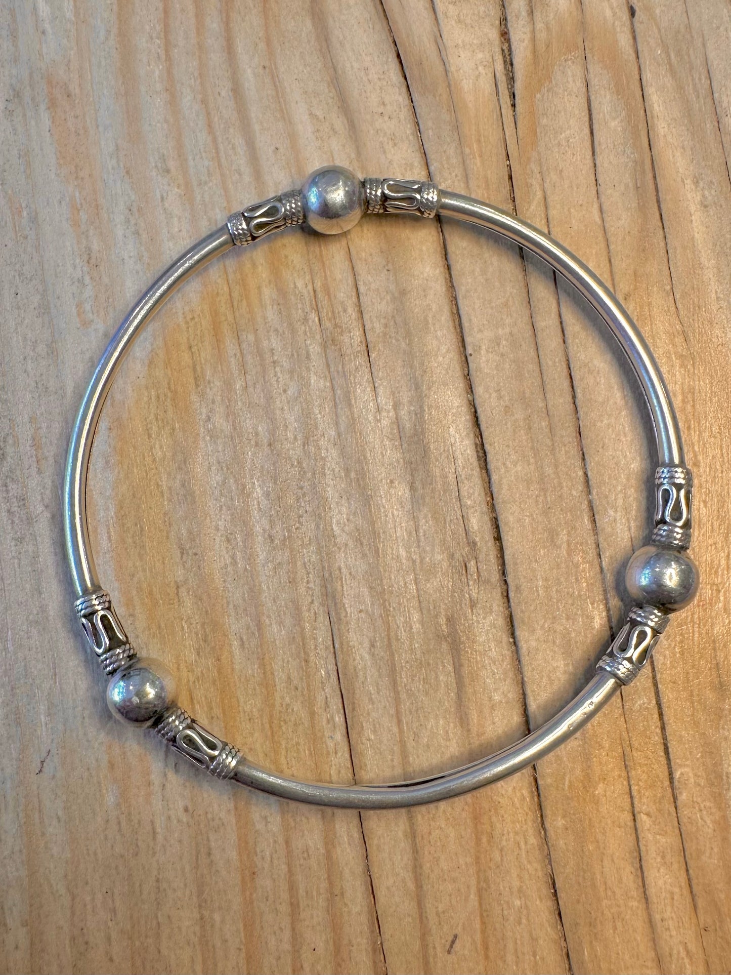 Vintage Tribal Ball 925 Sterling Silver Bangle