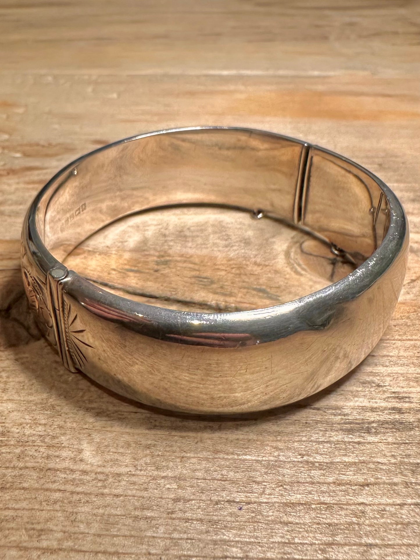 Vintage 1964 Engraved Gold Plated Parts 925 Silver Birmingham Bangle with Clasp