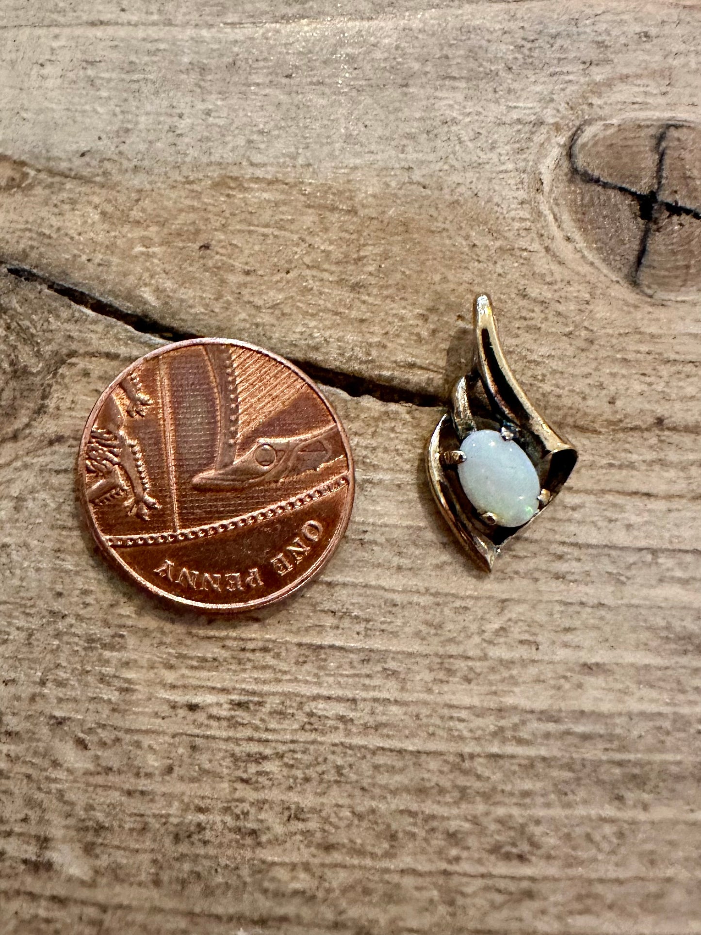 Vintage Opal Gold on 925 Silver Pendant