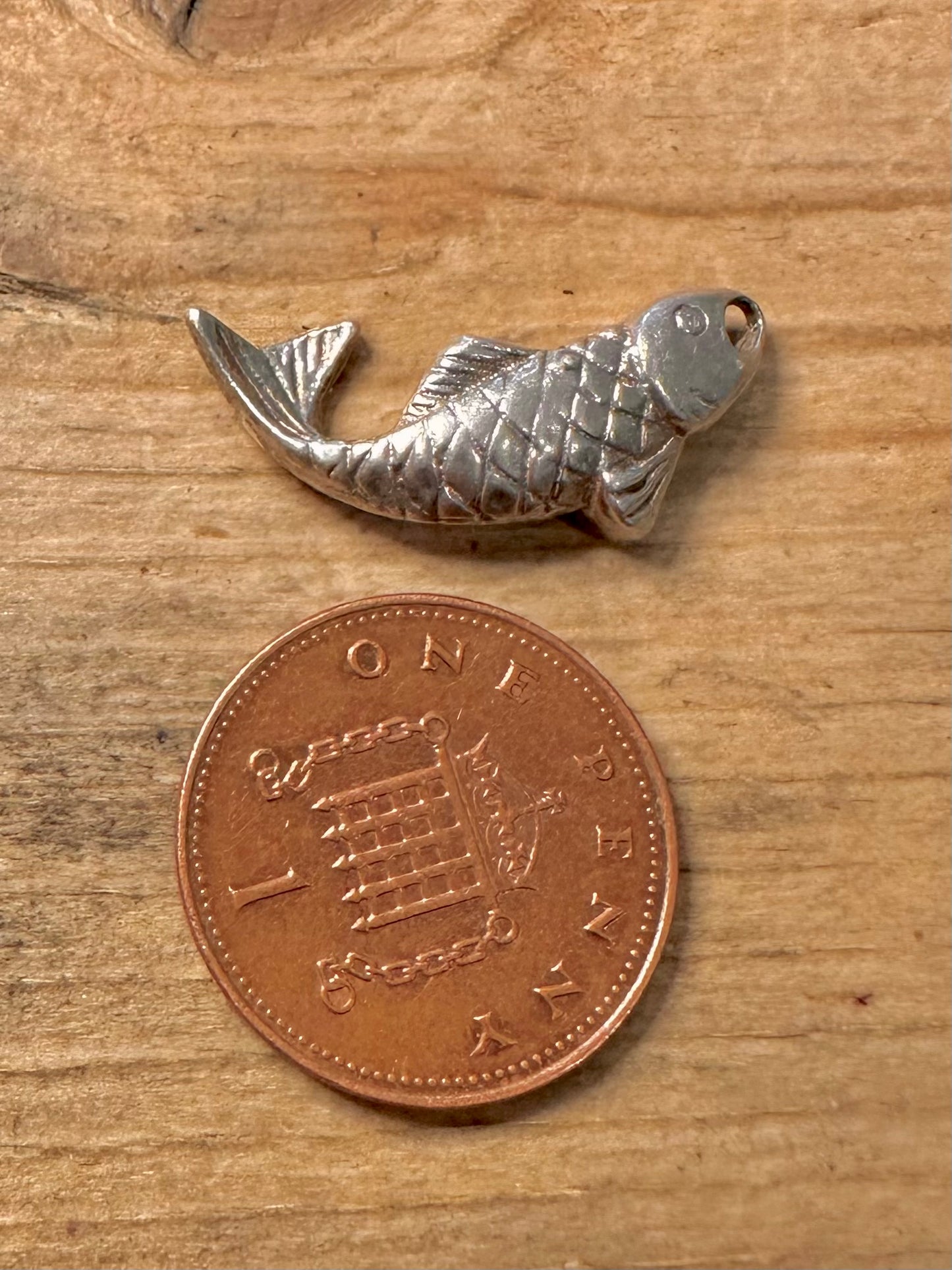 Vintage Solid Fish 925 Silver Charm Pendant