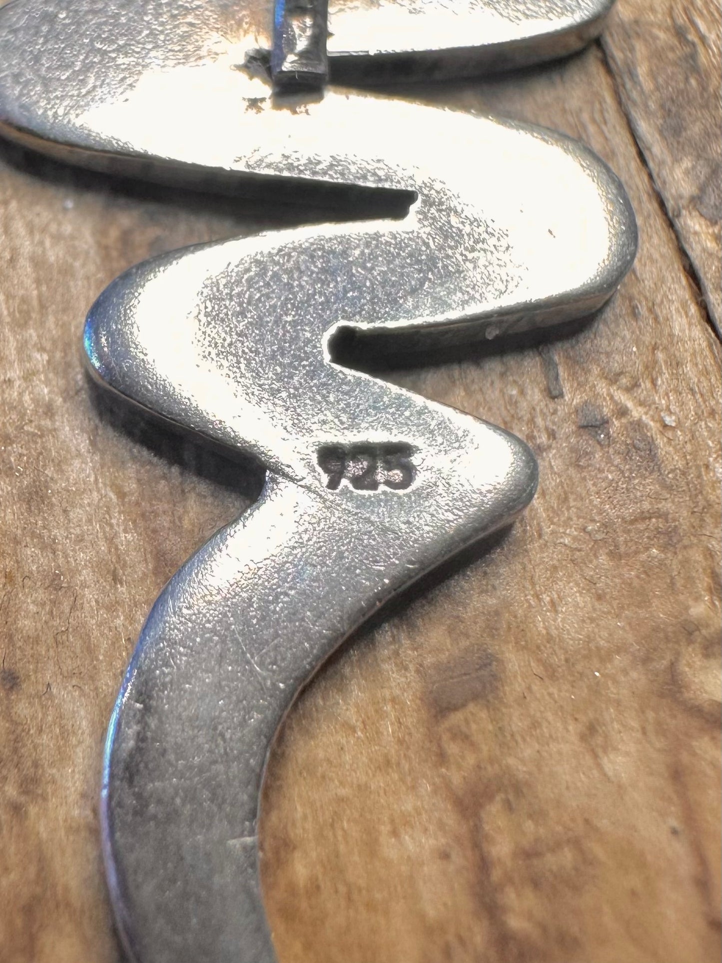 Zickzack-Anhänger aus 925er Sterlingsilber