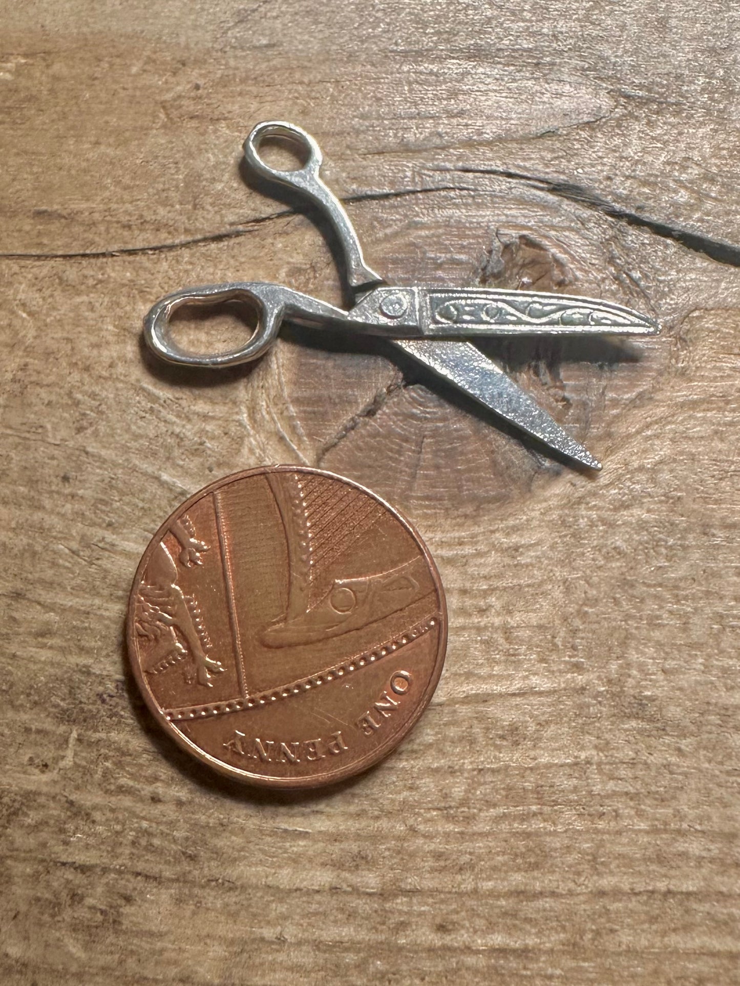Vintage Articulated Scissors 925 Silver Charm Pendant