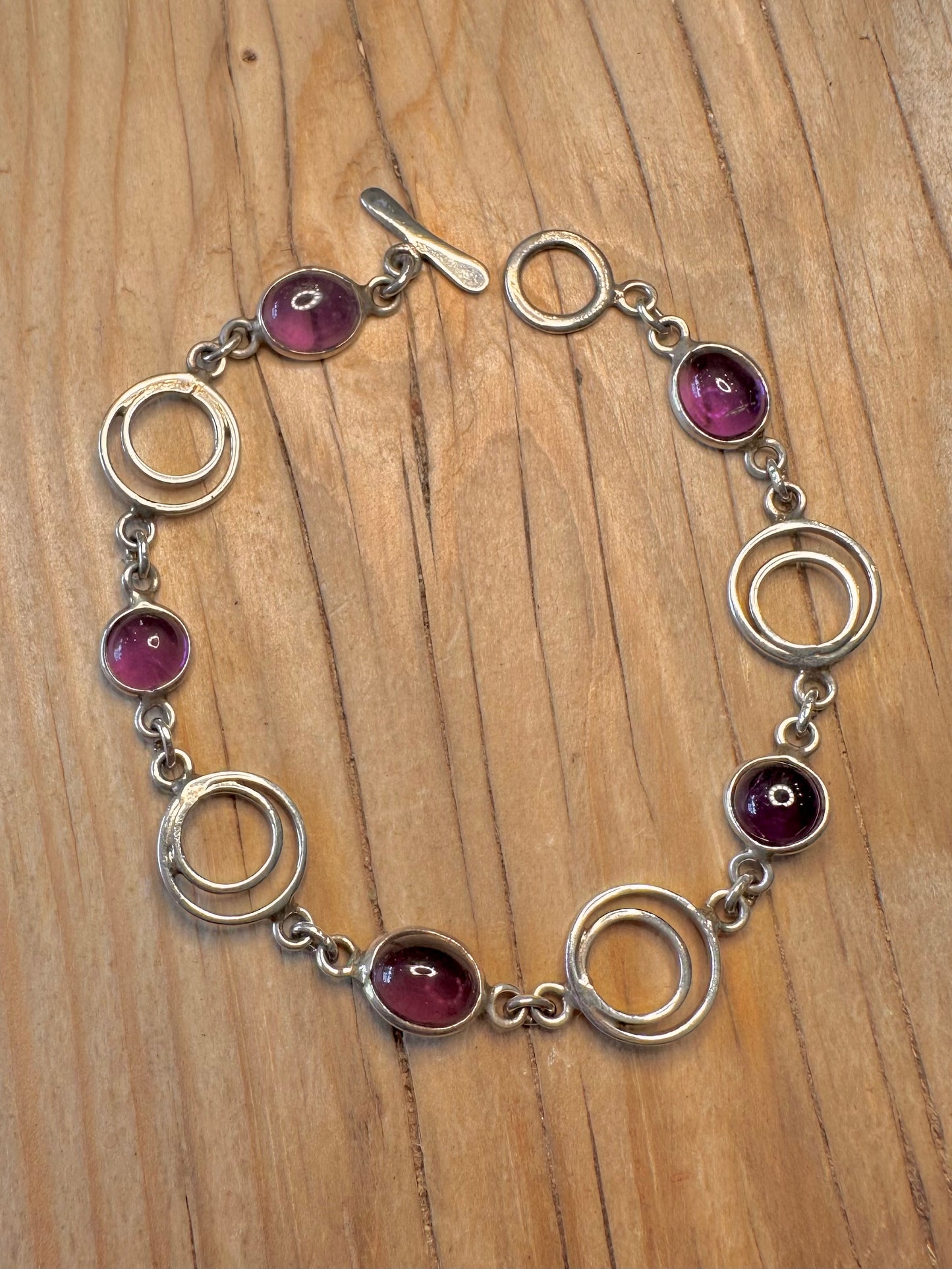 Abstract 2004 Amethyst Circle 925 Sterling Silver 8 inch Bracelet
