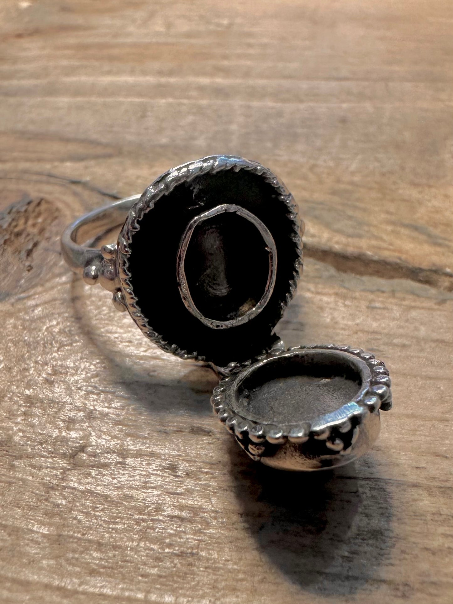 Vintage Tribal Poison 925 Silver Size Q1/2 Ring