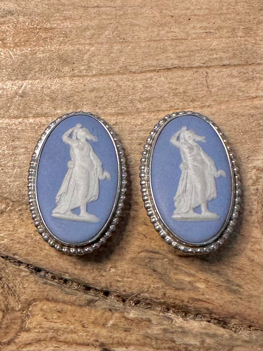 Vintage 1978 Blue Wedgwood Cameo Clip on 925 Silver Earrings
