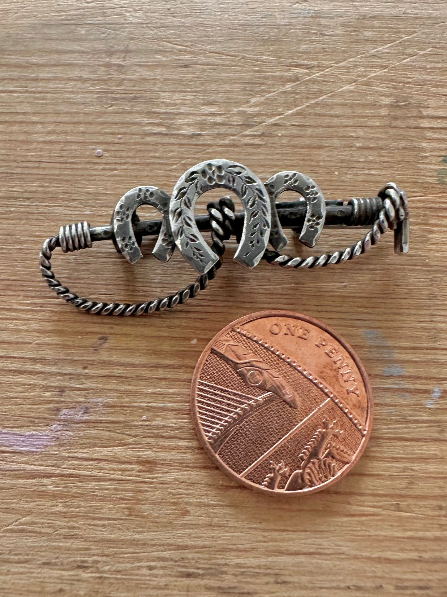 Vintage 1895 Horse Shoe and Riding Crop 925 Silver Brooch