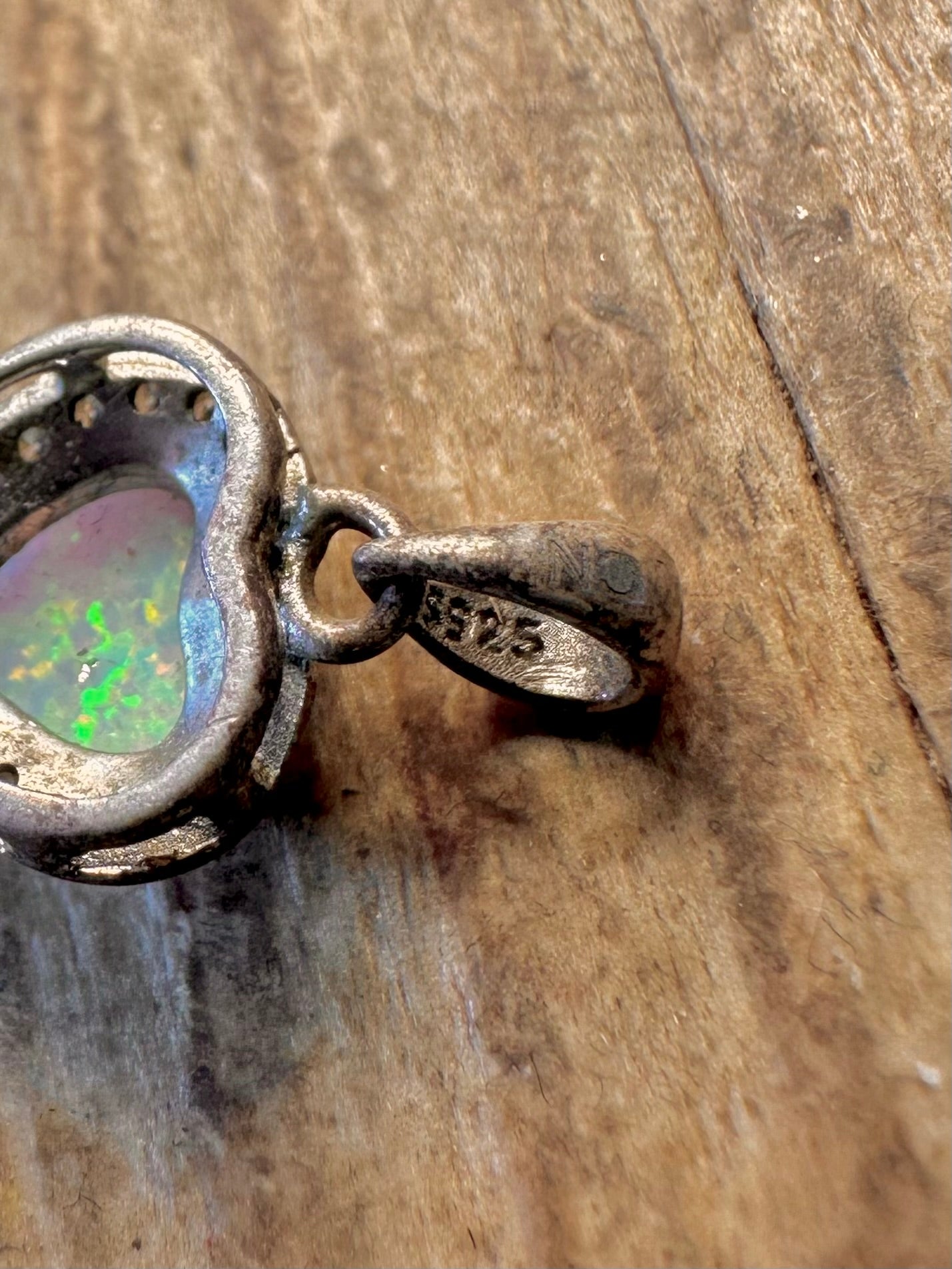 Herz-Opal und weiße Zirkonia 925 Sterling Silber Anhänger