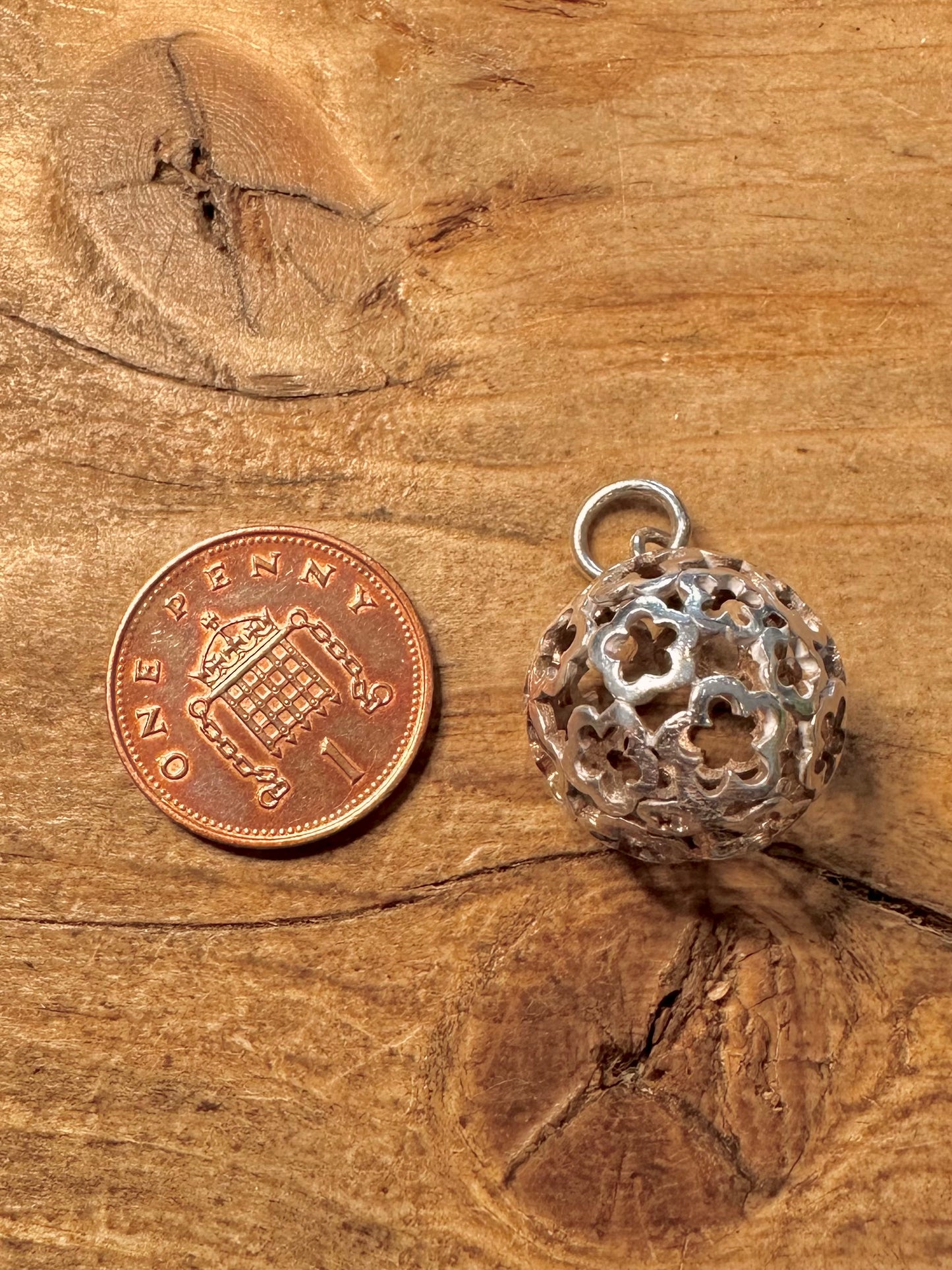 Abstract Flower Ball 925 Silver Pendant