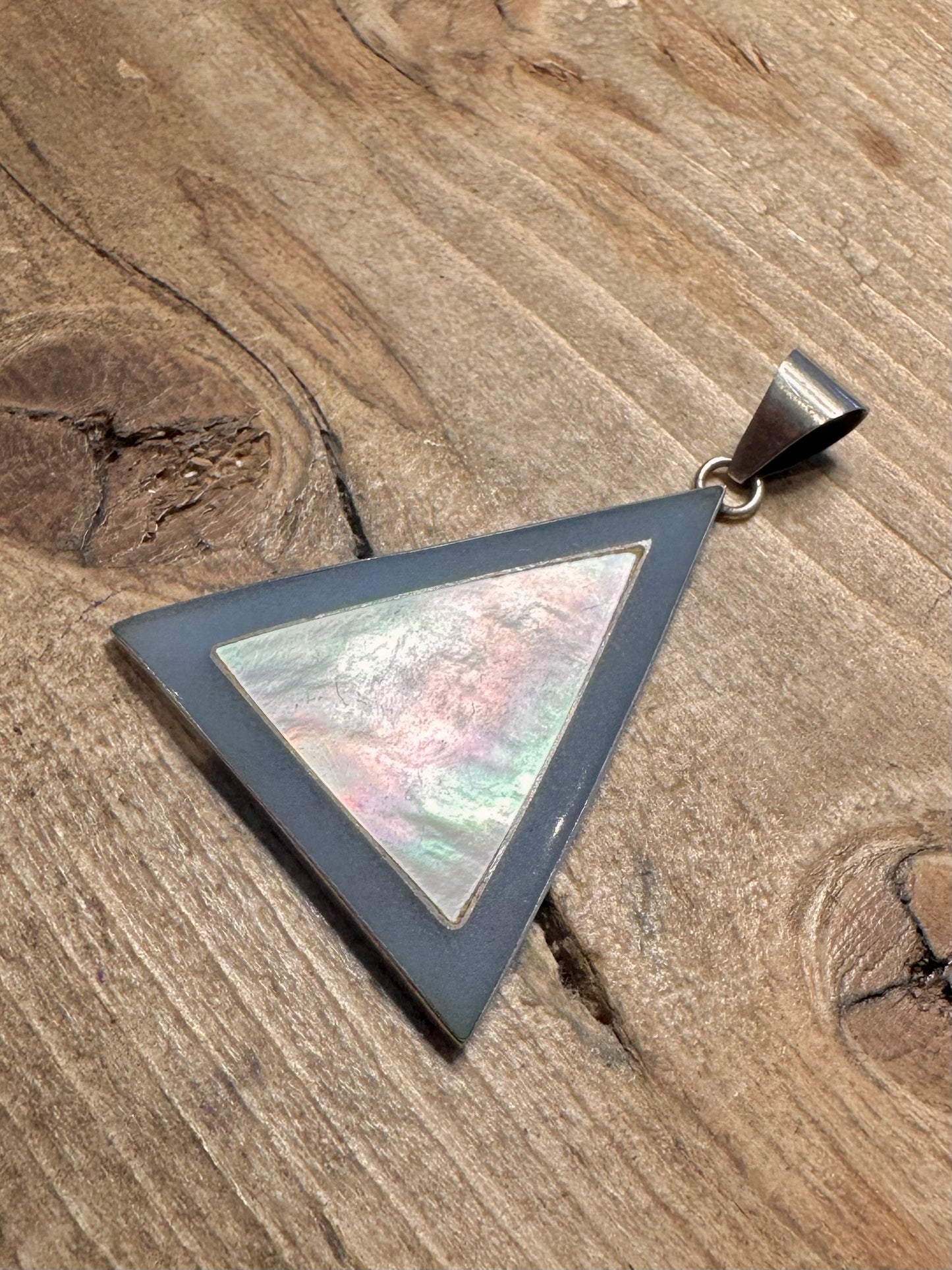 Abstract Mother of Pearl Triangle 925 Silver Pendant