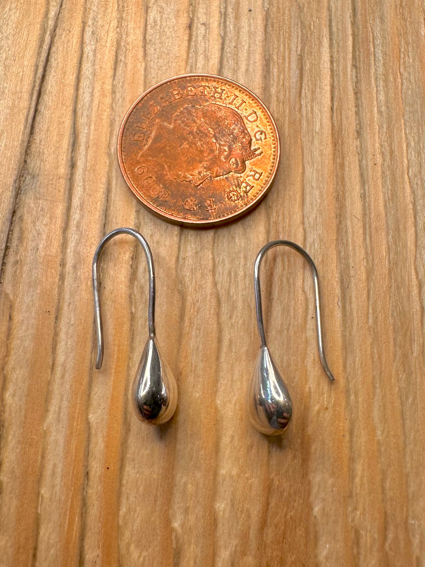 Vintage Small Tear Drop 925 Sterling Silver Earrings