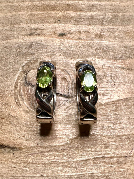 Modern Peridot Hoop 925 Silver Clip On Earrings