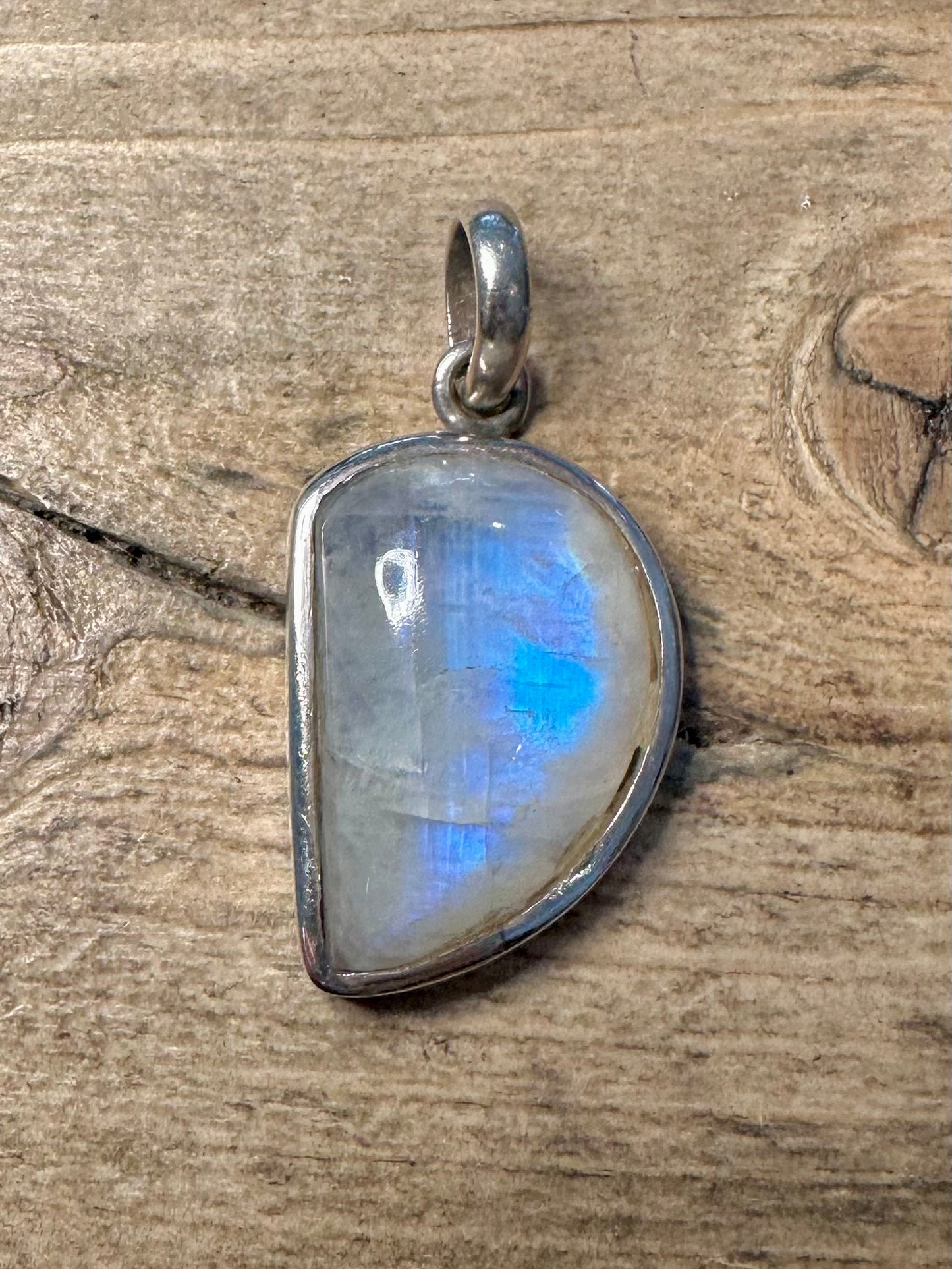 Vintage Moonstone 925 Silver Pendant