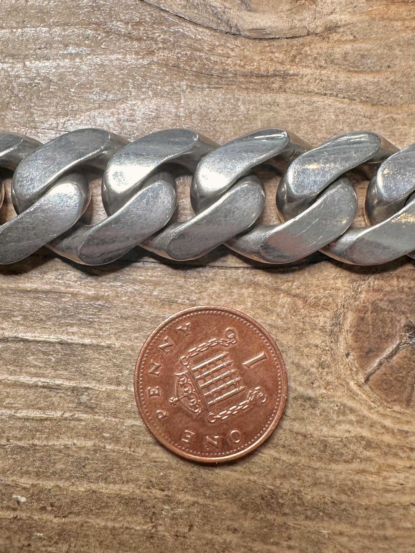 Vintage 1977 Heavy Chunky Engraved Curb Chain 925 Silver 7.5 inch Bracelet